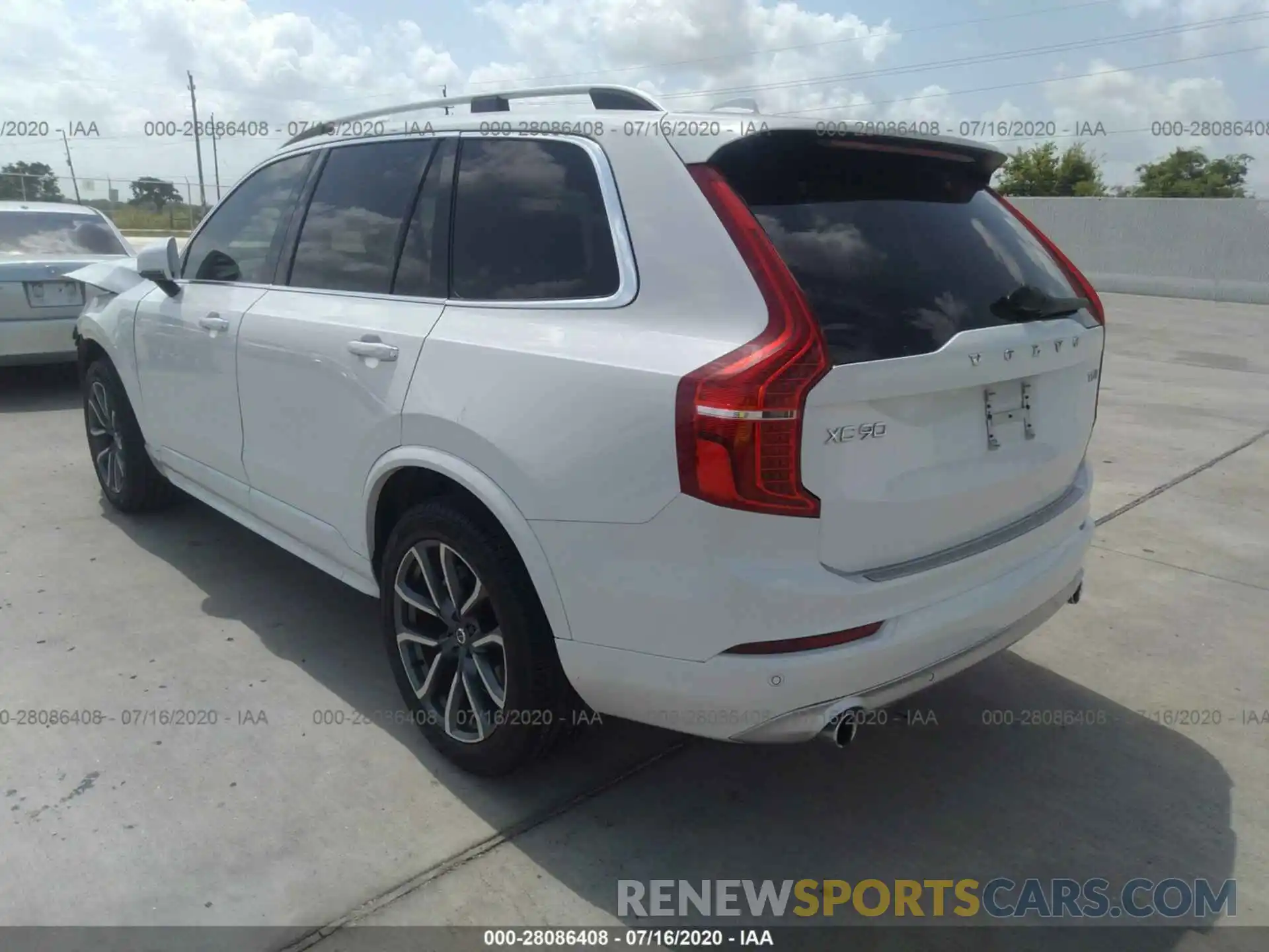 3 Photograph of a damaged car YV4102PK2K1513672 VOLVO XC90 2019