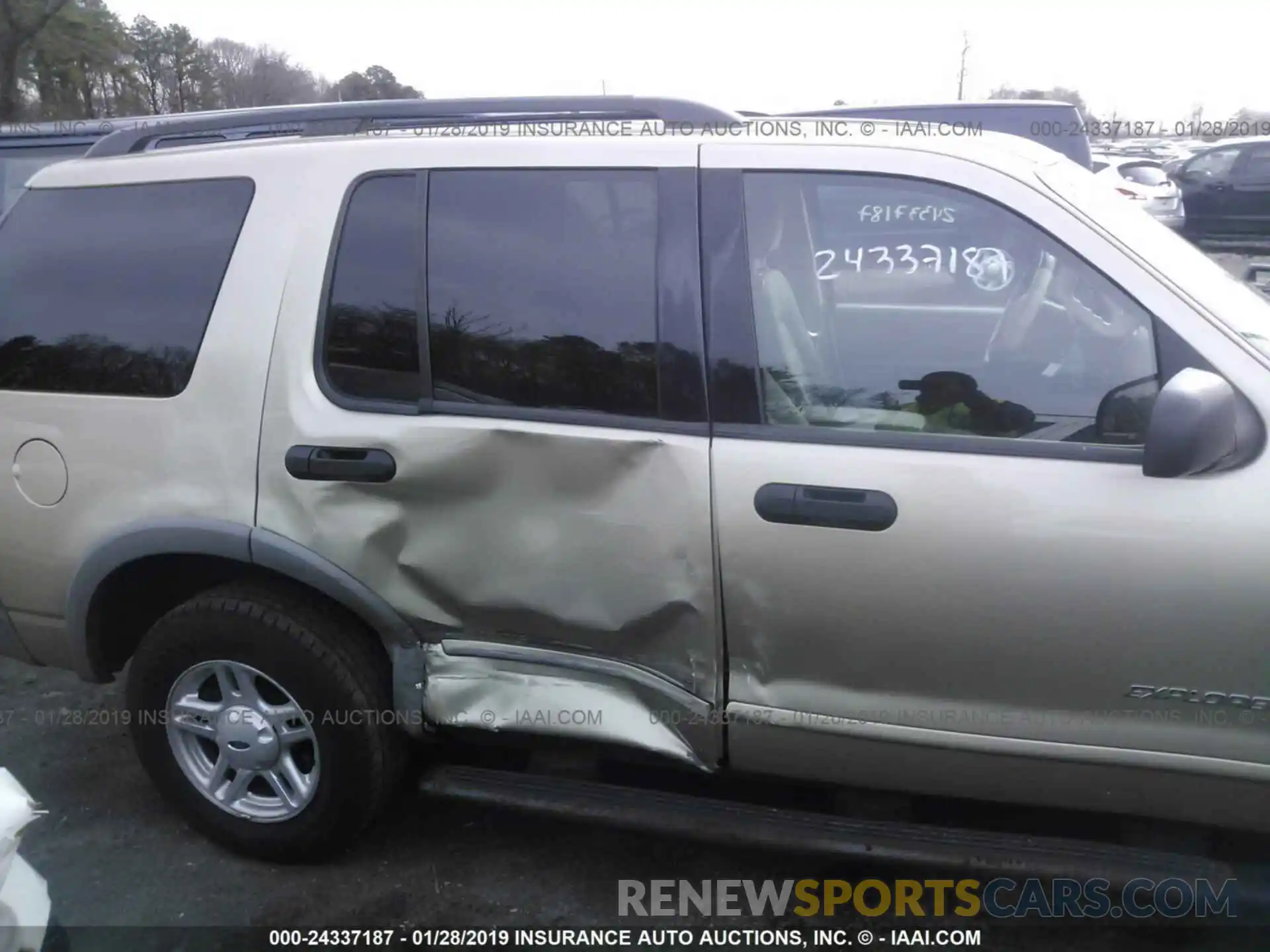 6 Photograph of a damaged car YV4102PK3K1449500 VOLVO XC90 2019