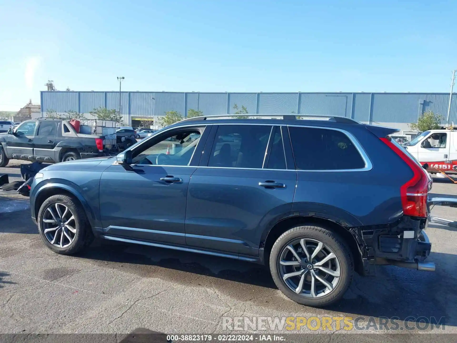 15 Photograph of a damaged car YV4102PK3K1482139 VOLVO XC90 2019