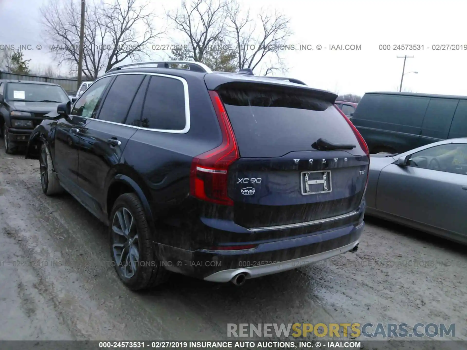 3 Photograph of a damaged car YV4102PK4K1439882 VOLVO XC90 2019