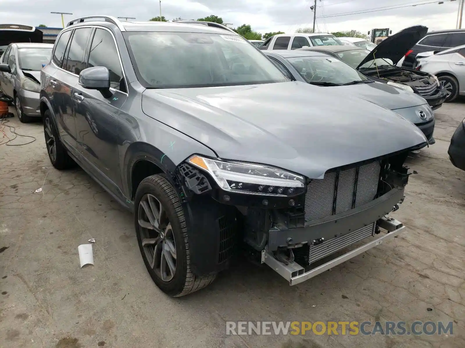 1 Photograph of a damaged car YV4102PK4K1495191 VOLVO XC90 2019