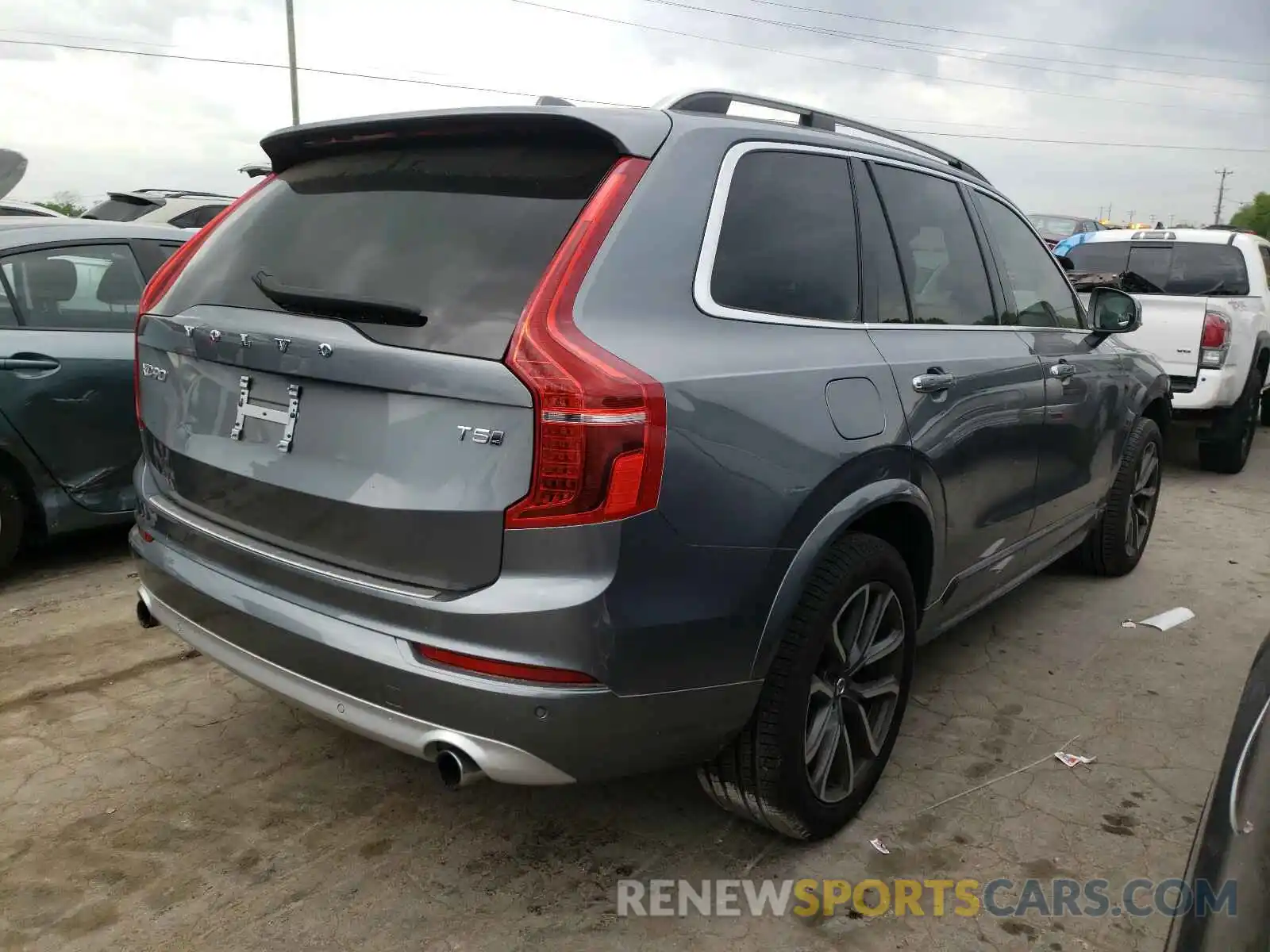 4 Photograph of a damaged car YV4102PK4K1495191 VOLVO XC90 2019