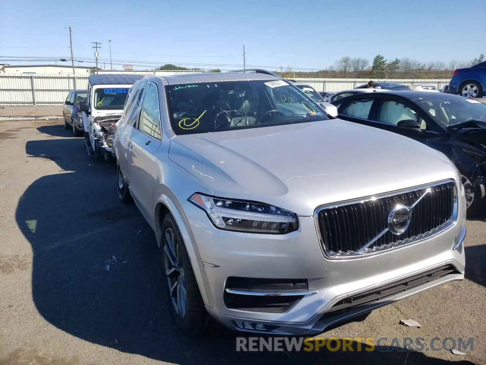 1 Photograph of a damaged car YV4102PK4K1501507 VOLVO XC90 2019