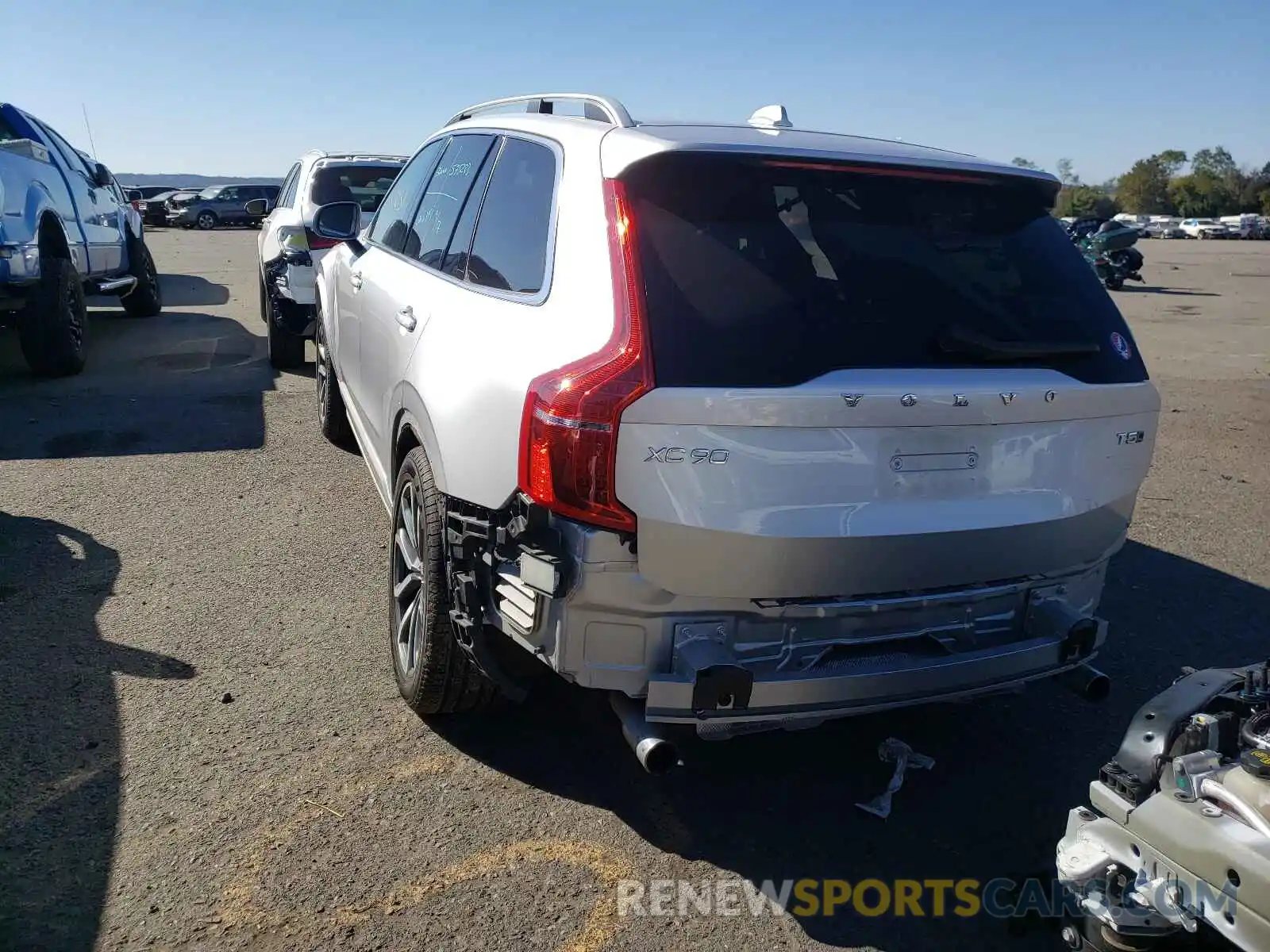 3 Photograph of a damaged car YV4102PK4K1501507 VOLVO XC90 2019