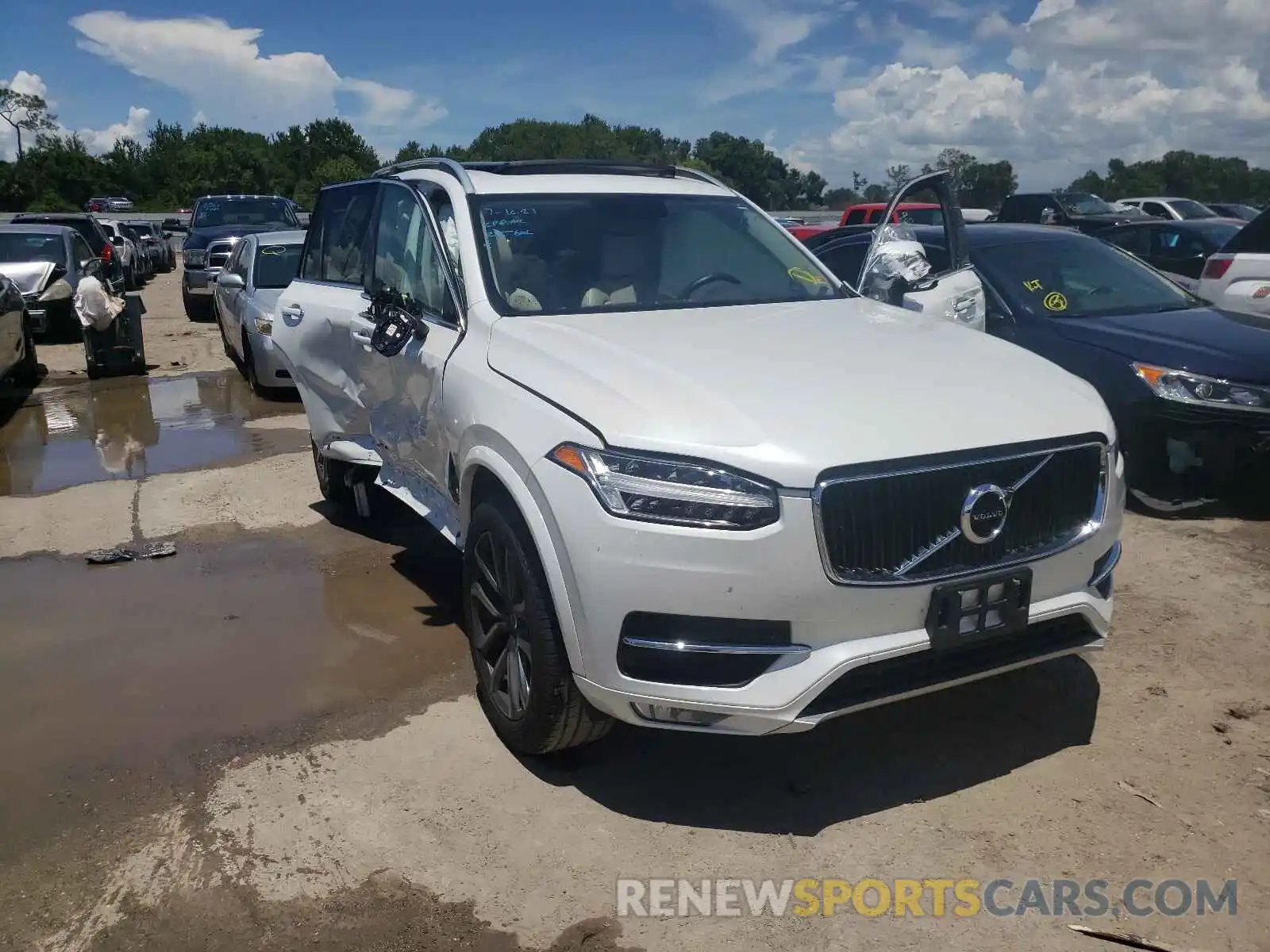 1 Photograph of a damaged car YV4102PK5K1507610 VOLVO XC90 2019