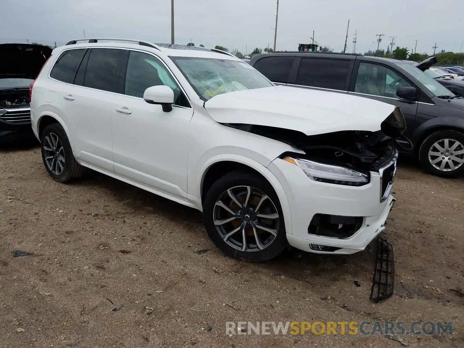 1 Photograph of a damaged car YV4102PK5K1514041 VOLVO XC90 2019