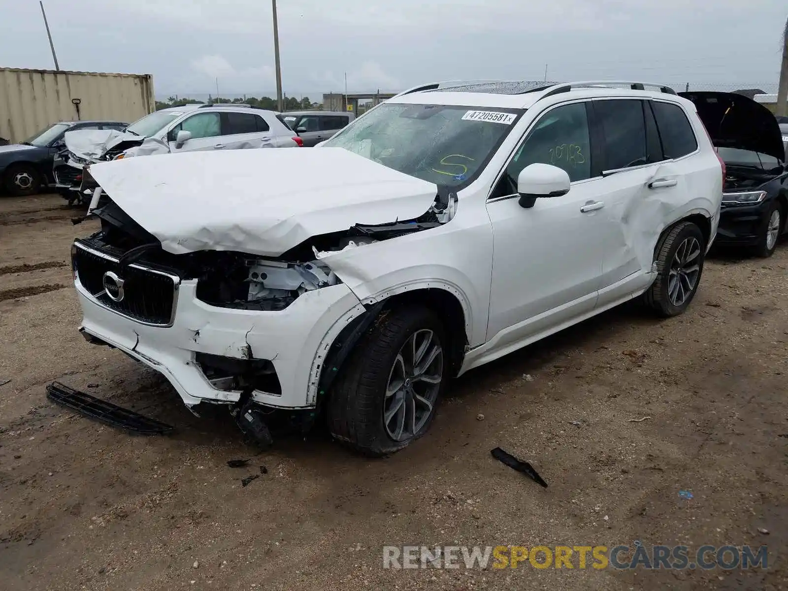 2 Photograph of a damaged car YV4102PK5K1514041 VOLVO XC90 2019