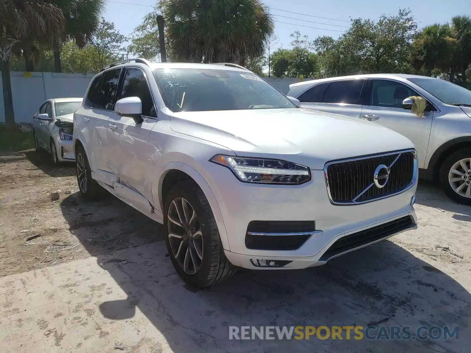 1 Photograph of a damaged car YV4102PK7K1503185 VOLVO XC90 2019