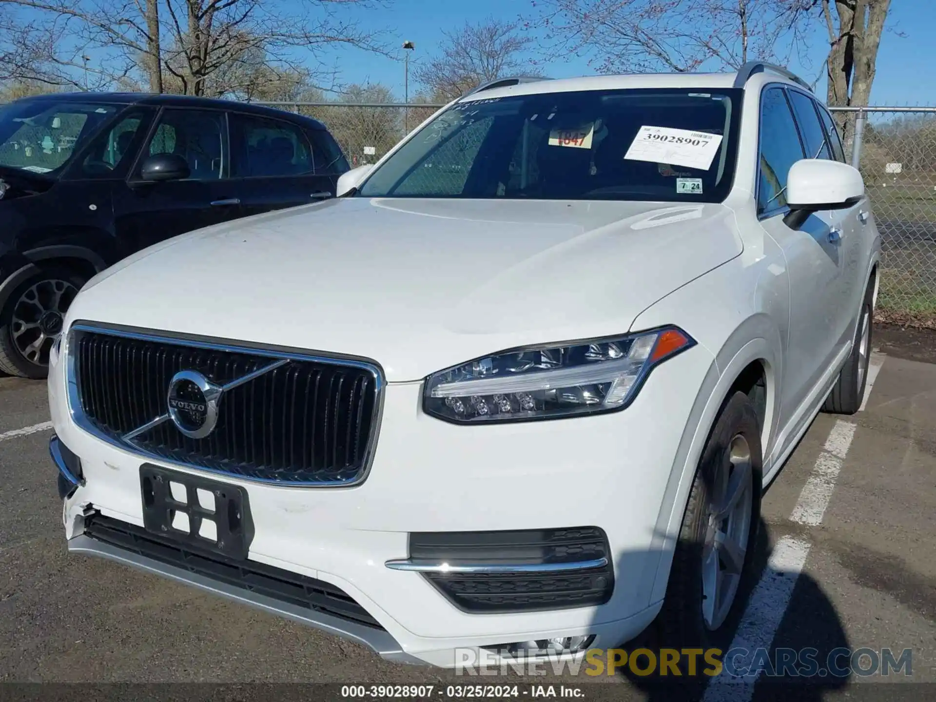 2 Photograph of a damaged car YV4102PK7K1506393 VOLVO XC90 2019