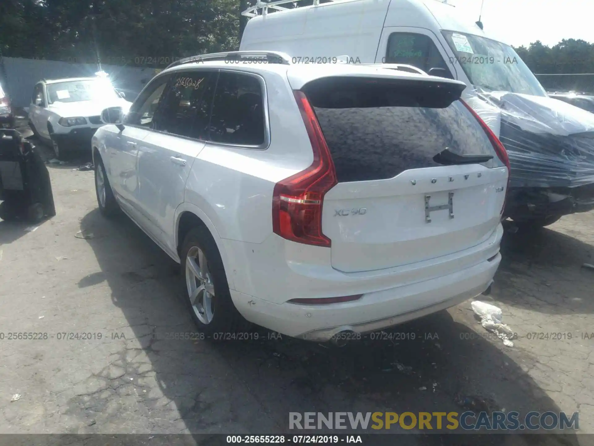 3 Фотография поврежденного автомобиля YV4102PK8K1459150 VOLVO XC90 2019