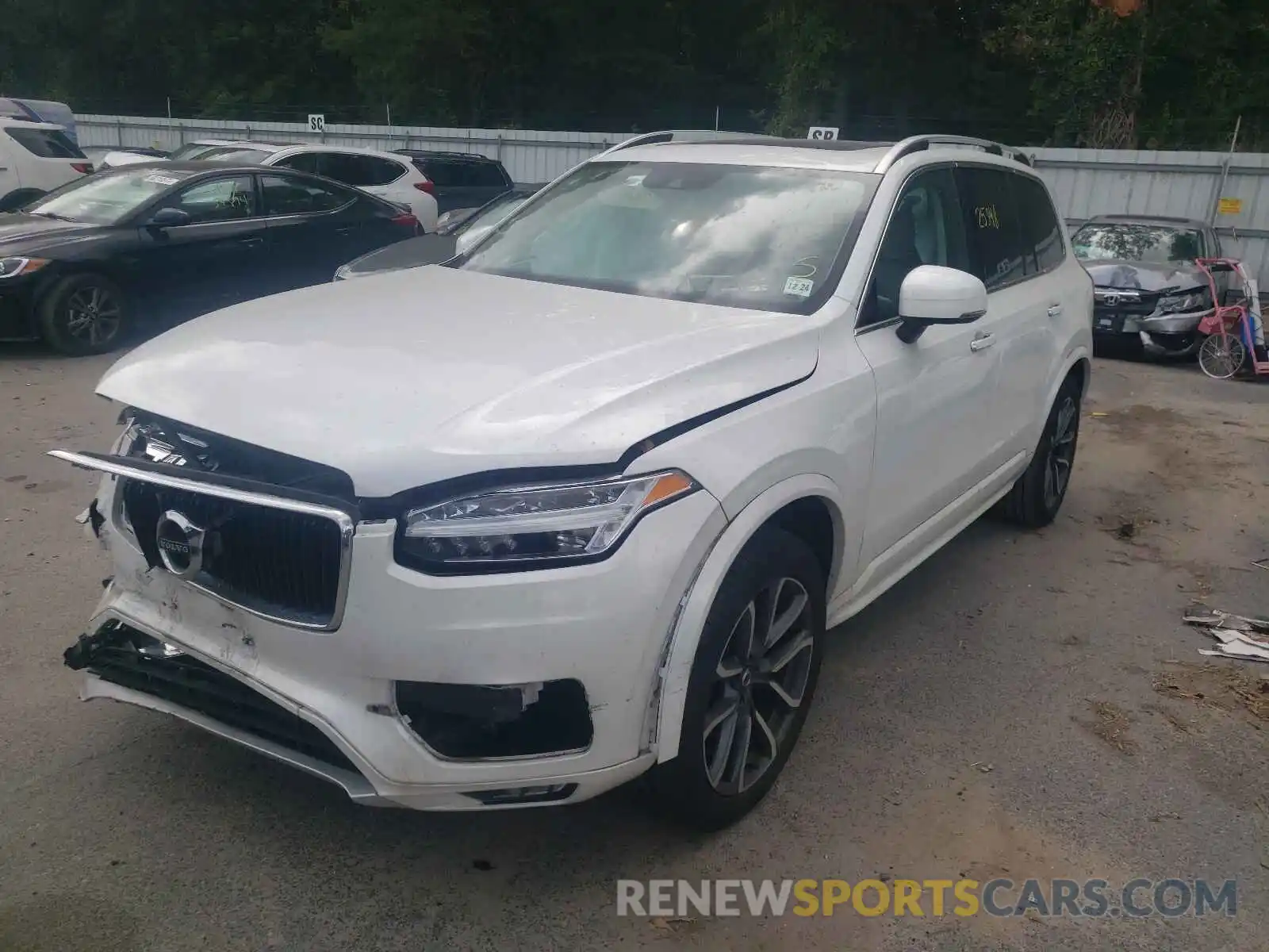 2 Photograph of a damaged car YV4102PK9K1441739 VOLVO XC90 2019