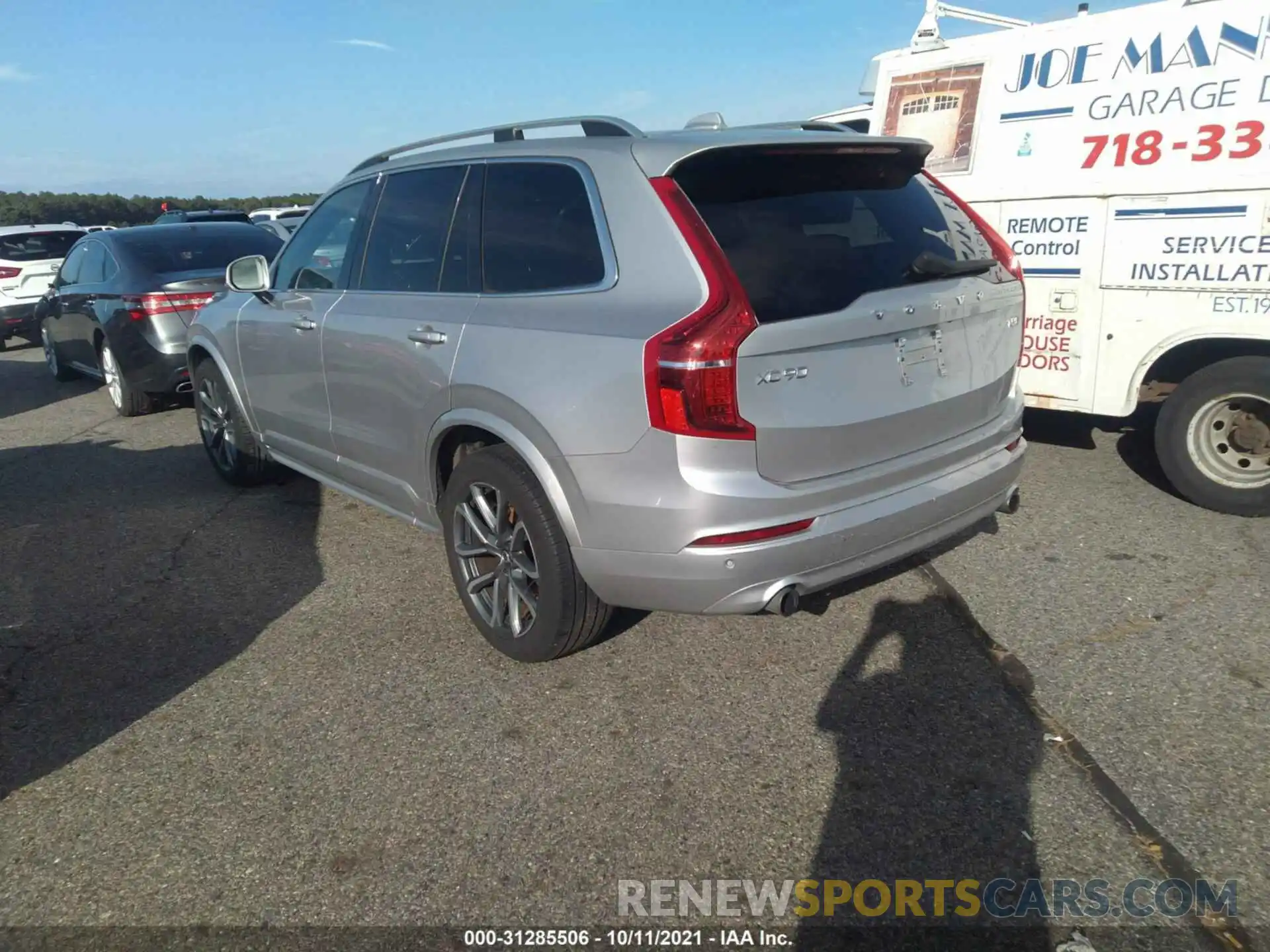 3 Photograph of a damaged car YV4102PKXK1483210 VOLVO XC90 2019