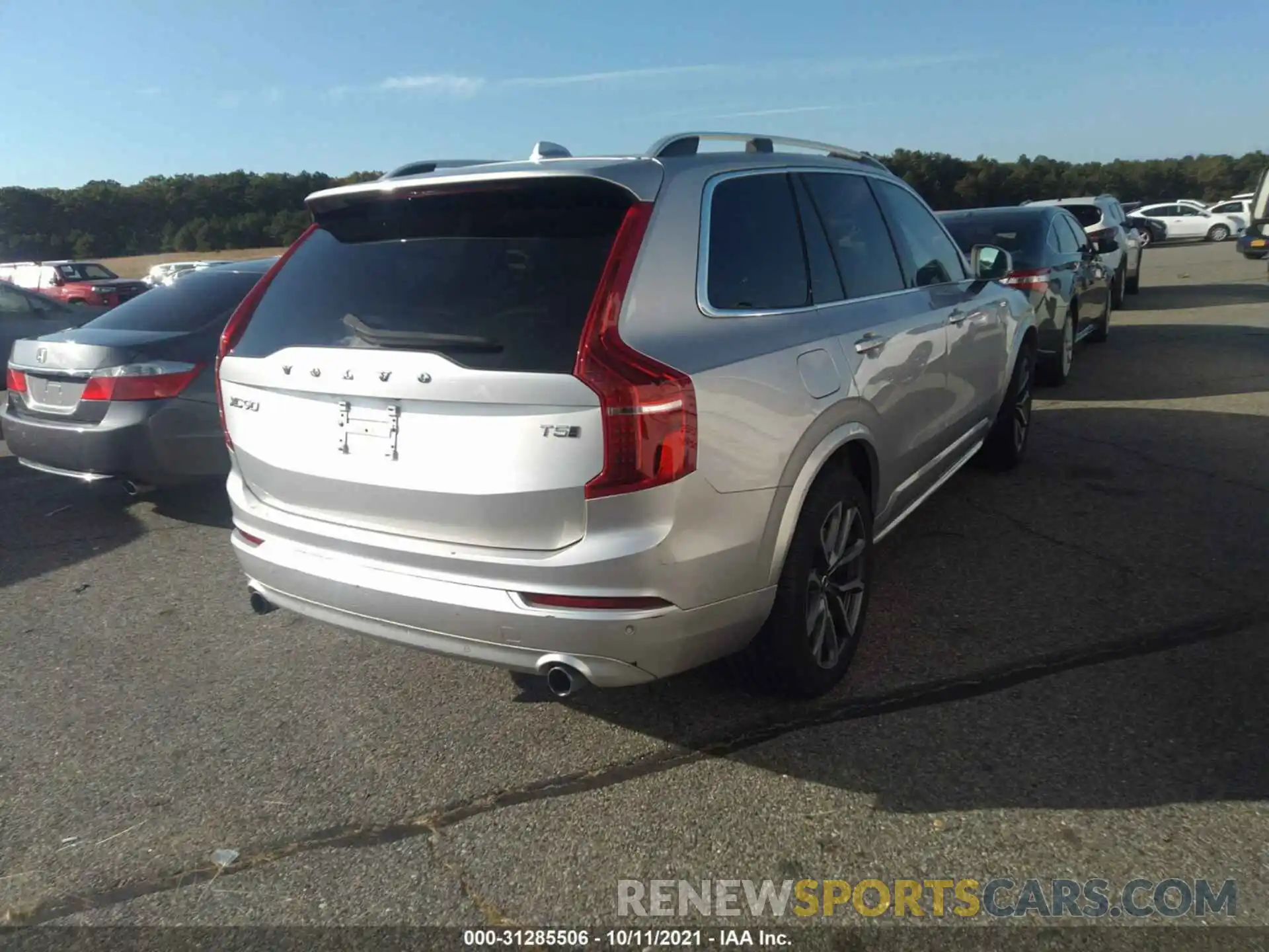 4 Фотография поврежденного автомобиля YV4102PKXK1483210 VOLVO XC90 2019