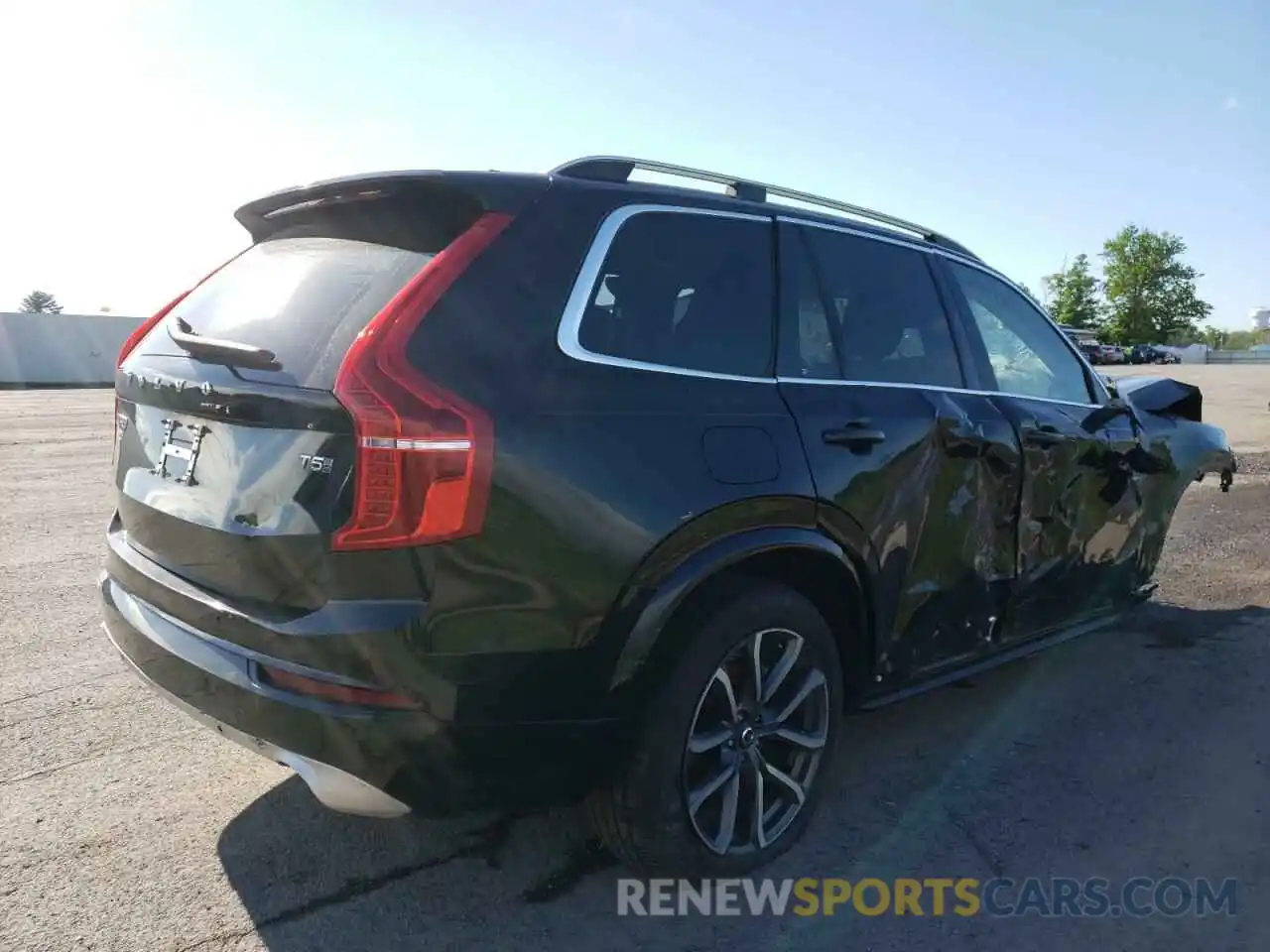 4 Photograph of a damaged car YV4102PKXK1491971 VOLVO XC90 2019