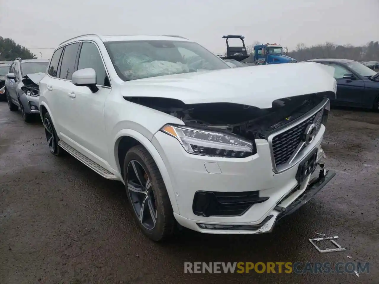 1 Photograph of a damaged car YV4102PM0K1432560 VOLVO XC90 2019