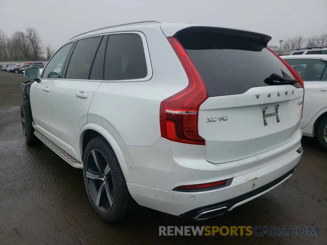 3 Photograph of a damaged car YV4102PM0K1432560 VOLVO XC90 2019