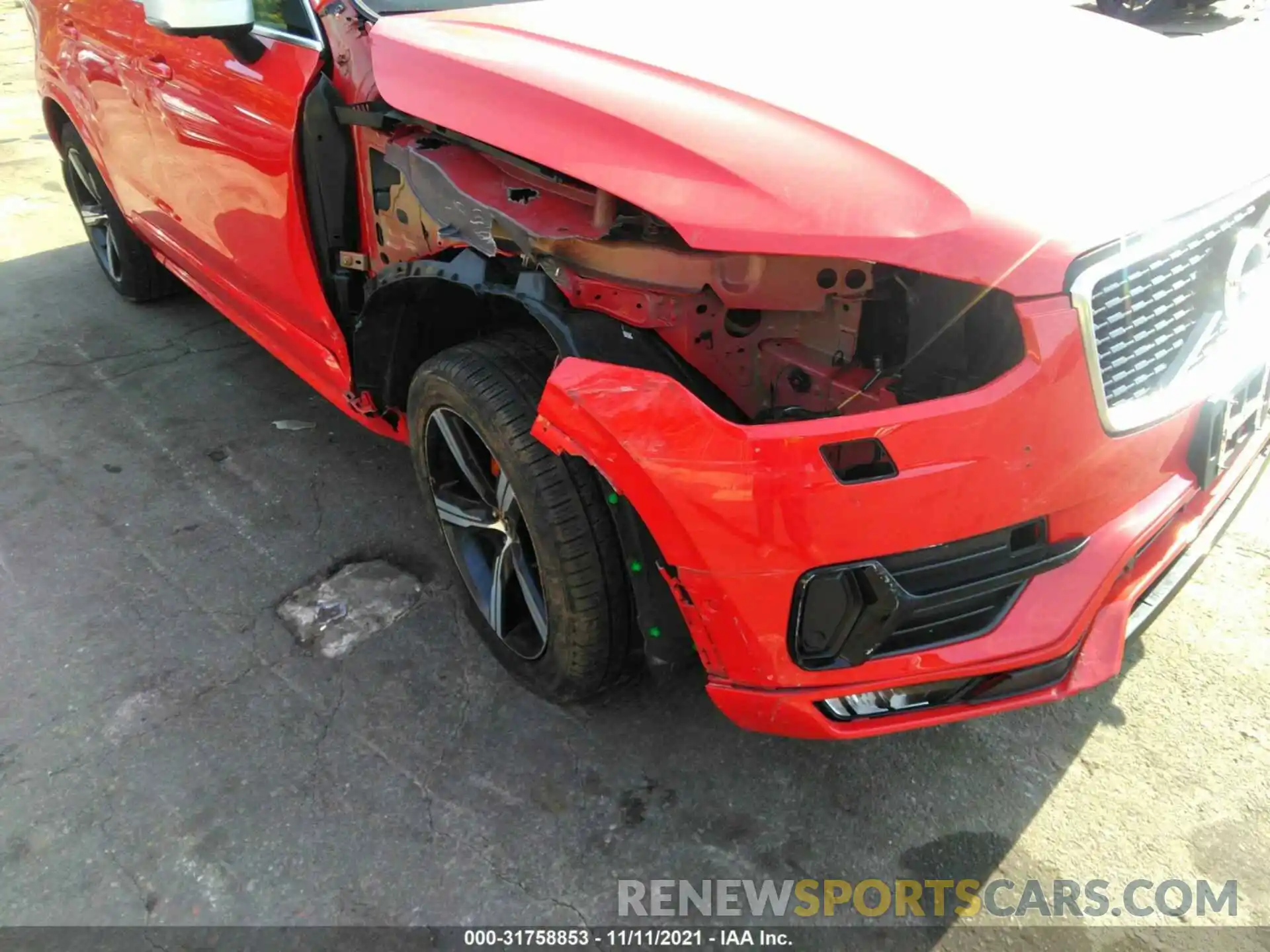 6 Photograph of a damaged car YV4102PM0K1443929 VOLVO XC90 2019