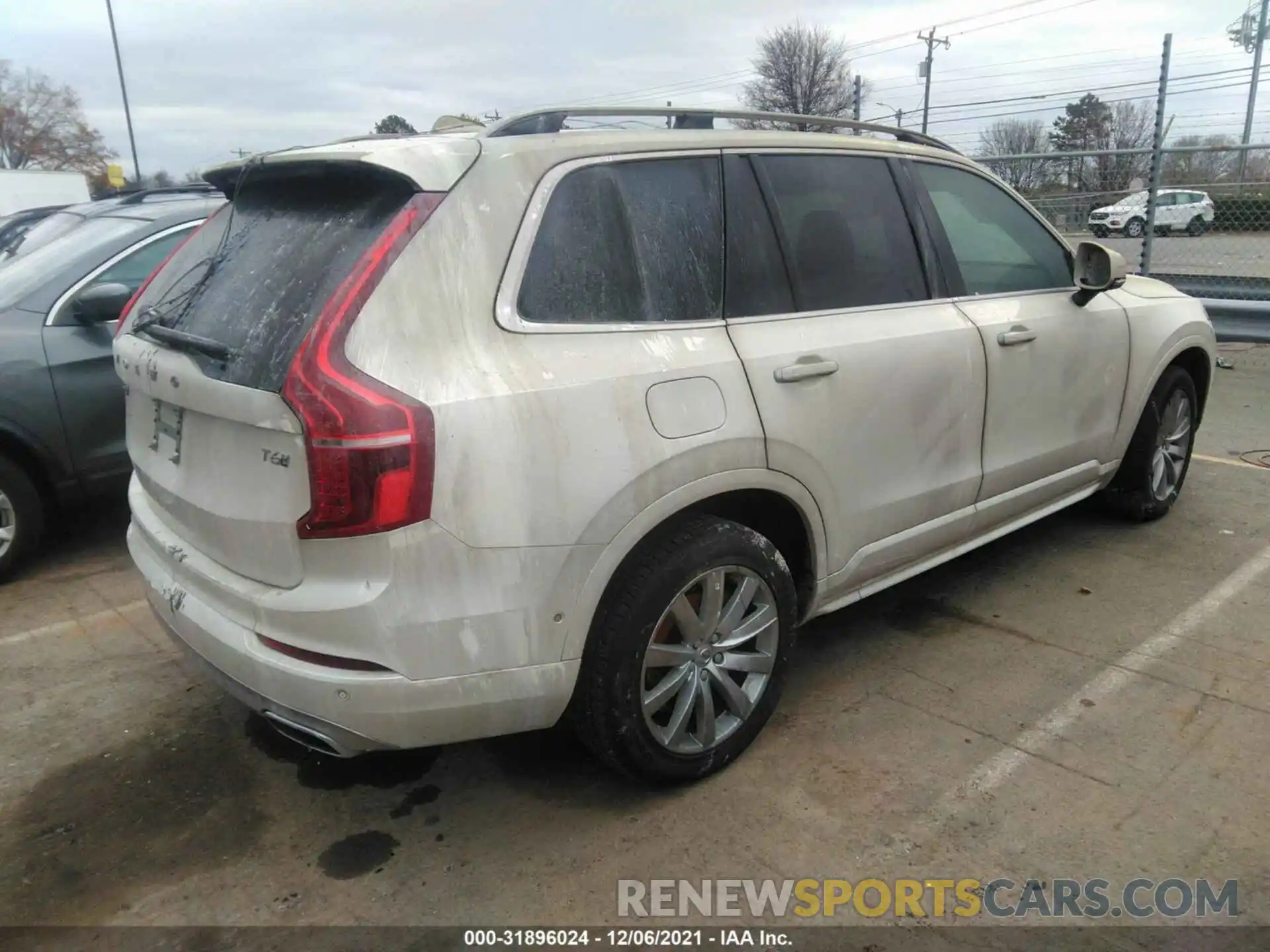 4 Photograph of a damaged car YV4A22PK0K1502535 VOLVO XC90 2019