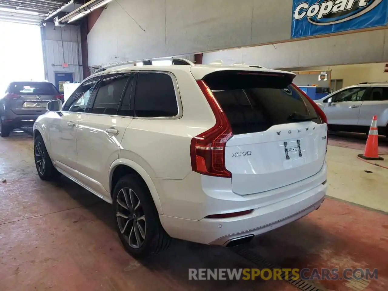 3 Фотография поврежденного автомобиля YV4A22PK1K1423780 VOLVO XC90 2019