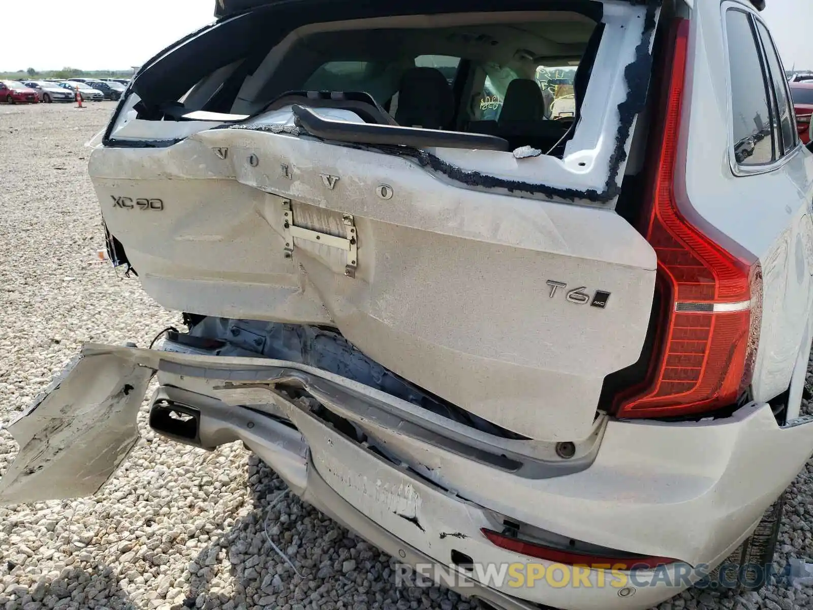 9 Photograph of a damaged car YV4A22PK1K1439574 VOLVO XC90 2019
