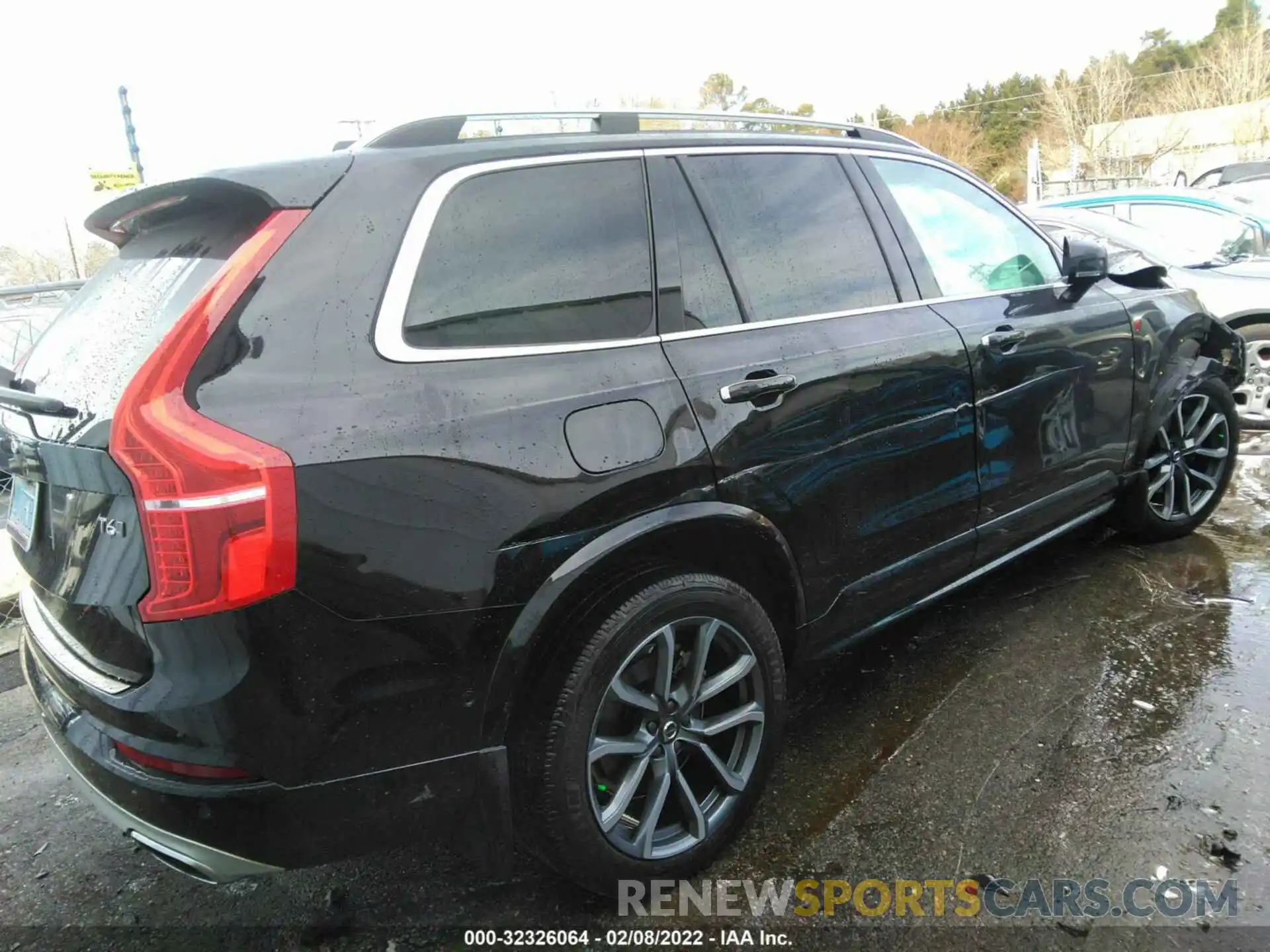 4 Photograph of a damaged car YV4A22PK1K1446105 VOLVO XC90 2019