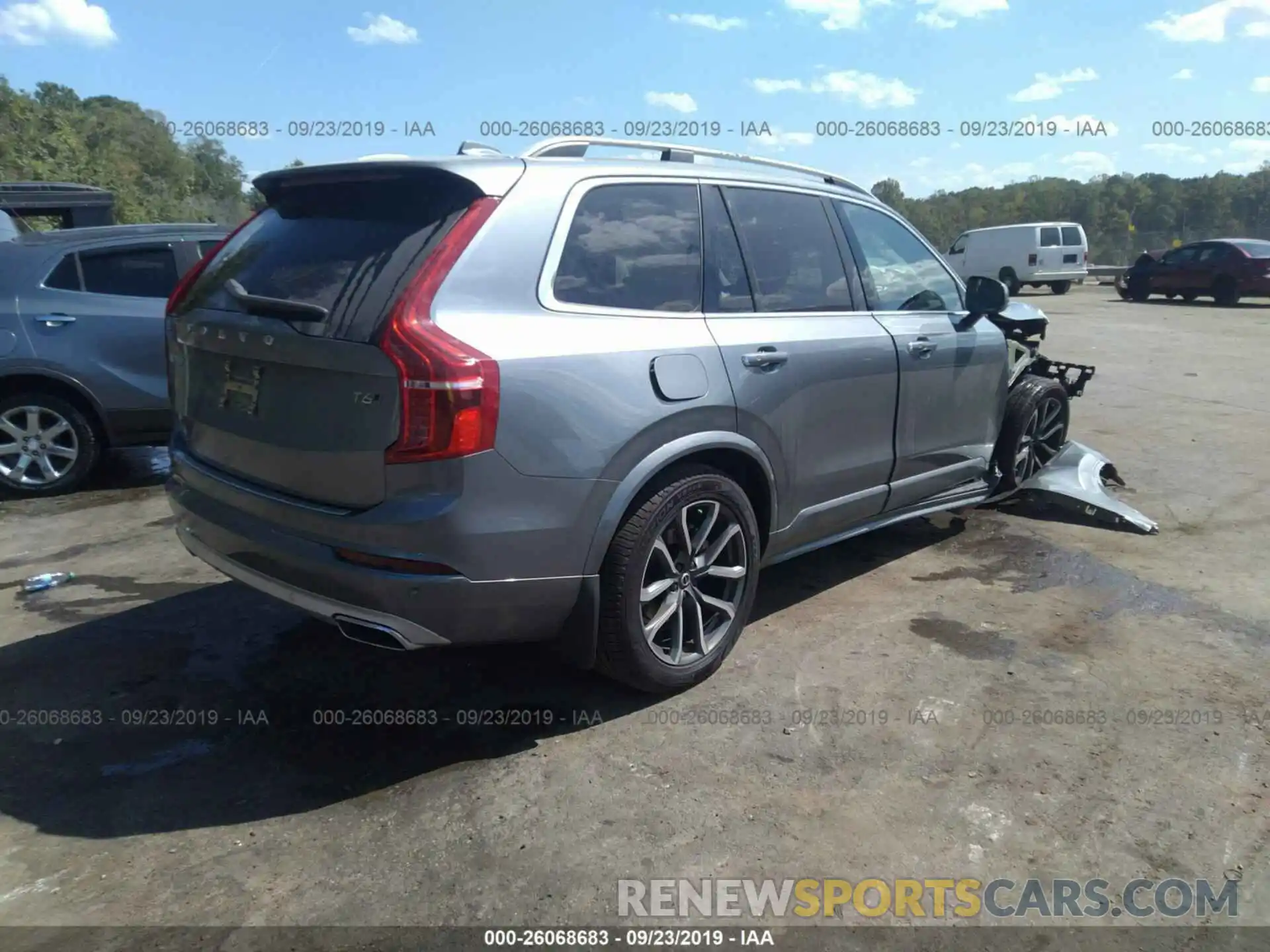 4 Photograph of a damaged car YV4A22PK1K1446394 VOLVO XC90 2019