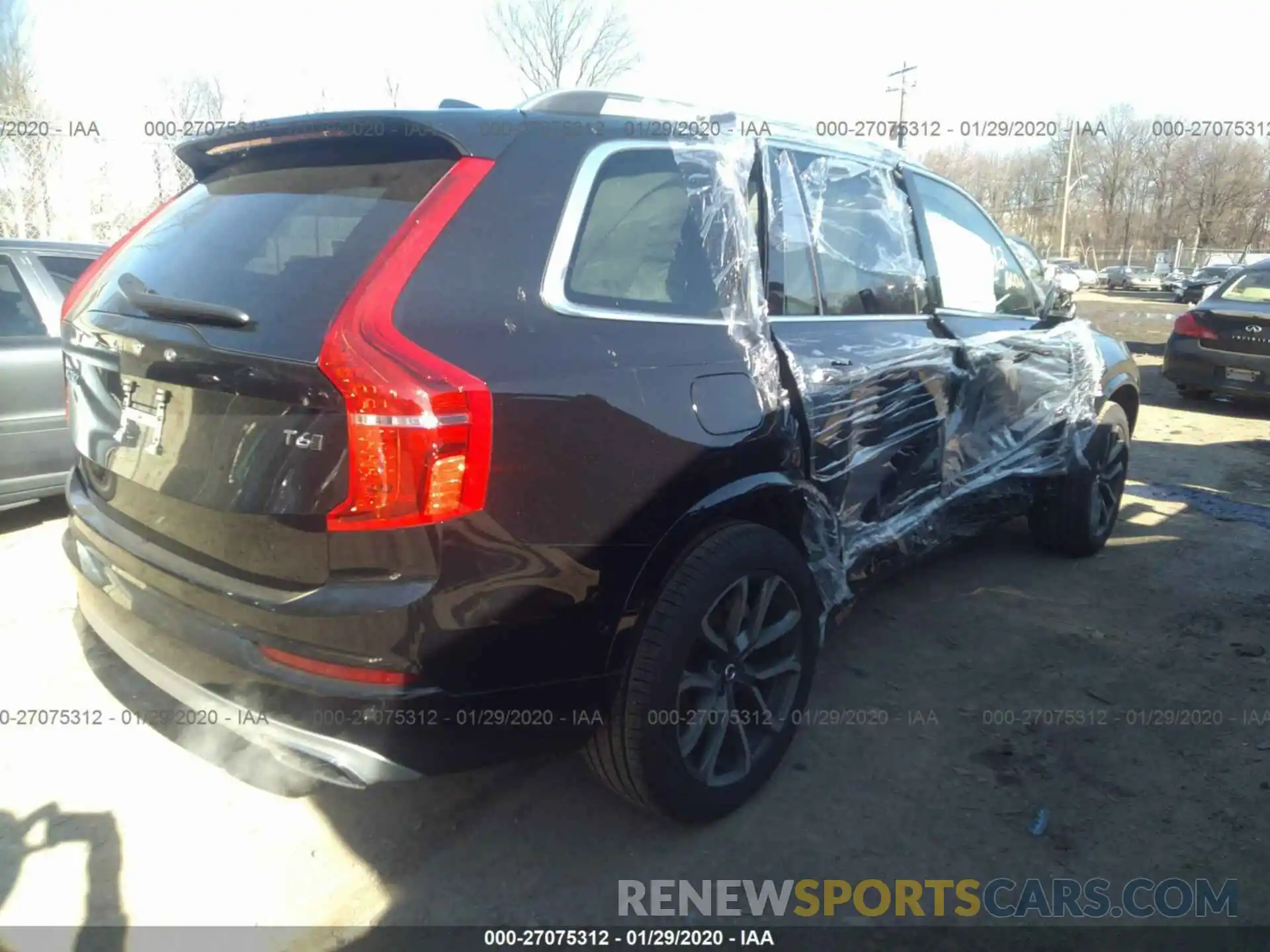 4 Photograph of a damaged car YV4A22PK1K1515875 VOLVO XC90 2019