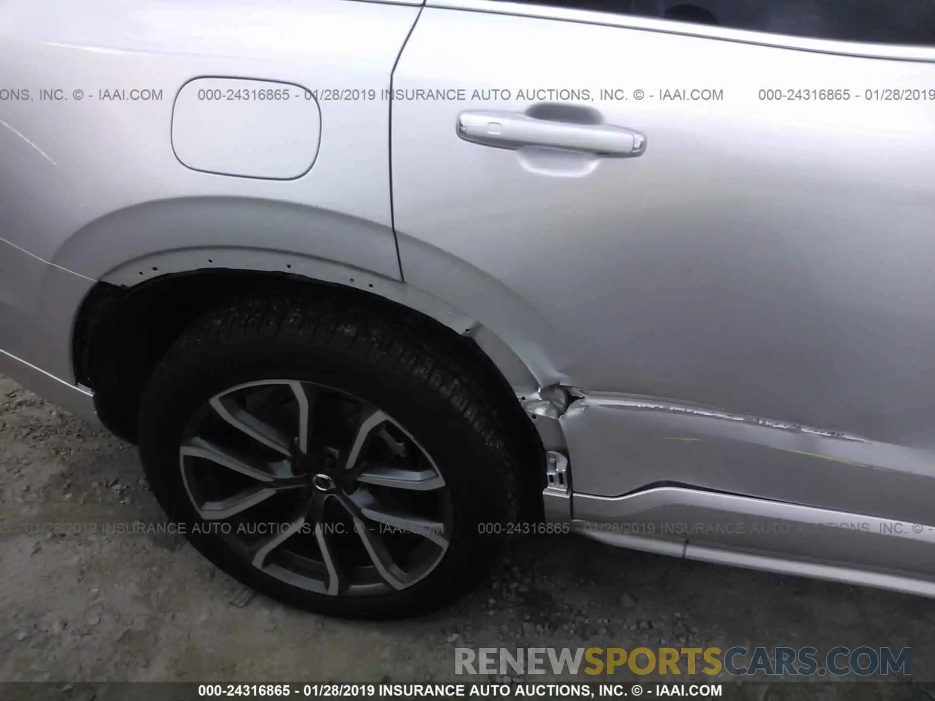 6 Photograph of a damaged car YV4A22PK2K1416840 VOLVO XC90 2019