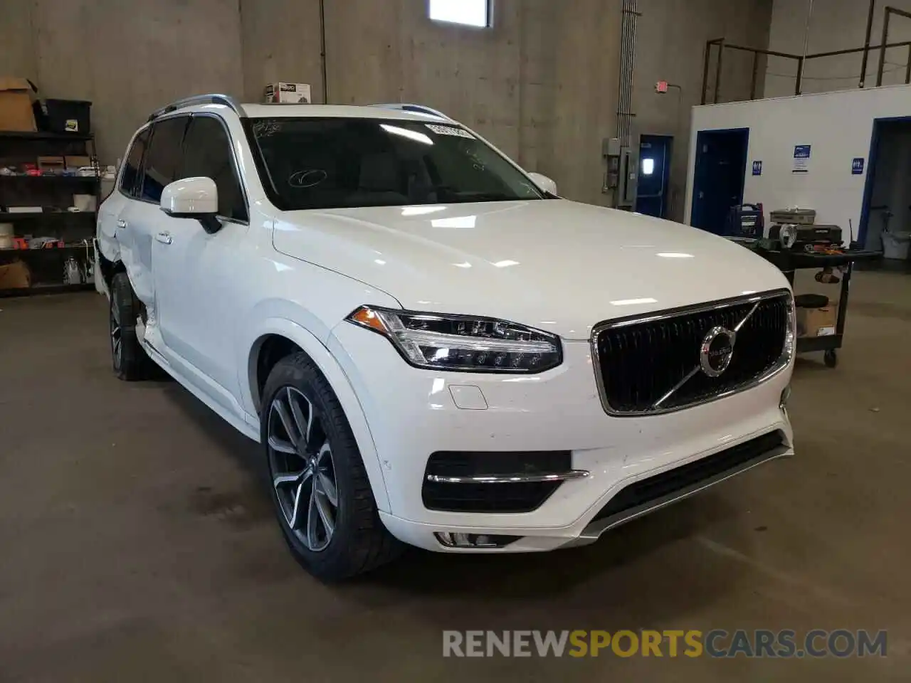 1 Фотография поврежденного автомобиля YV4A22PK2K1421598 VOLVO XC90 2019