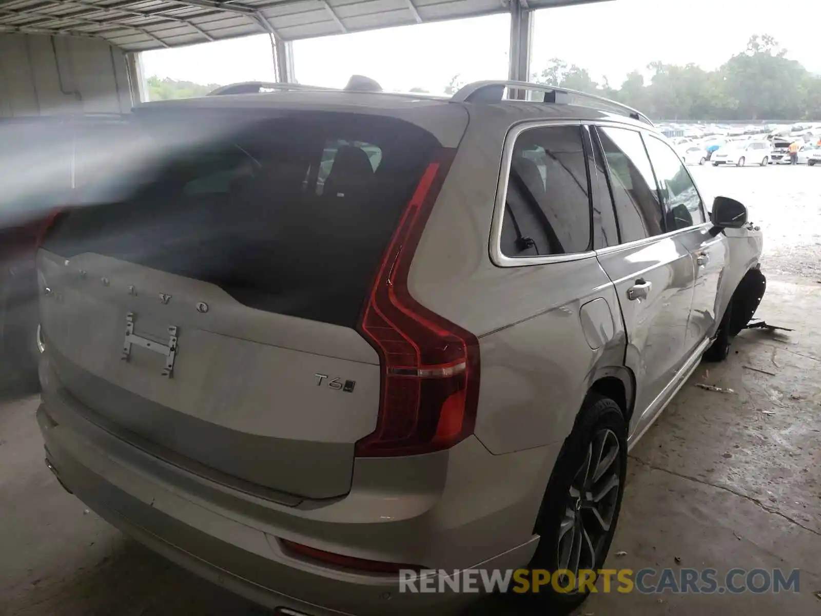 4 Photograph of a damaged car YV4A22PK3K1443089 VOLVO XC90 2019