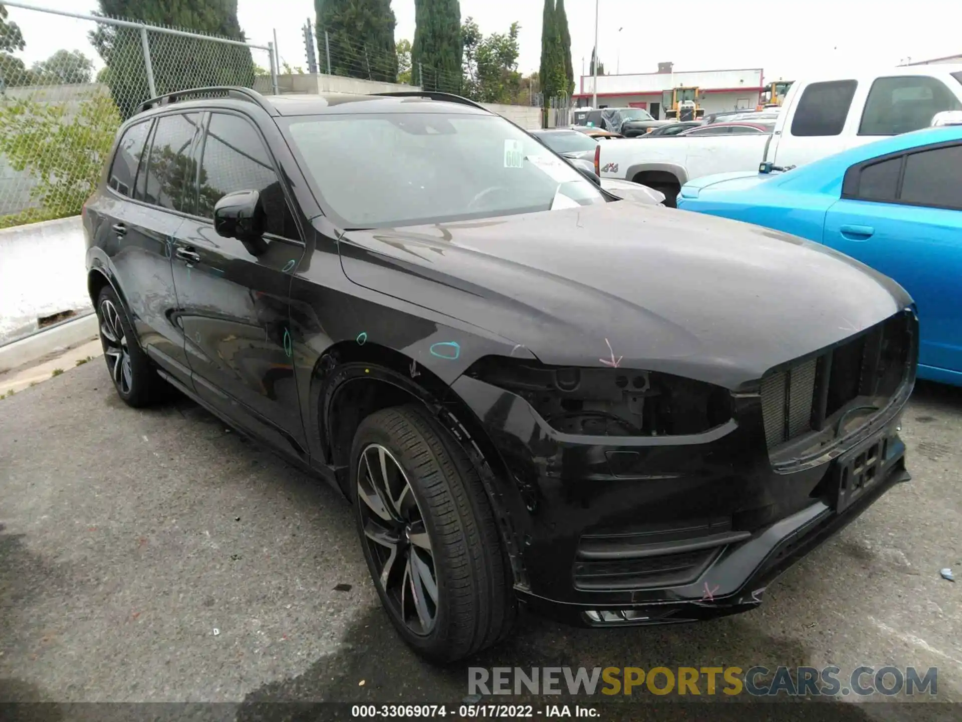 1 Photograph of a damaged car YV4A22PK3K1499128 VOLVO XC90 2019