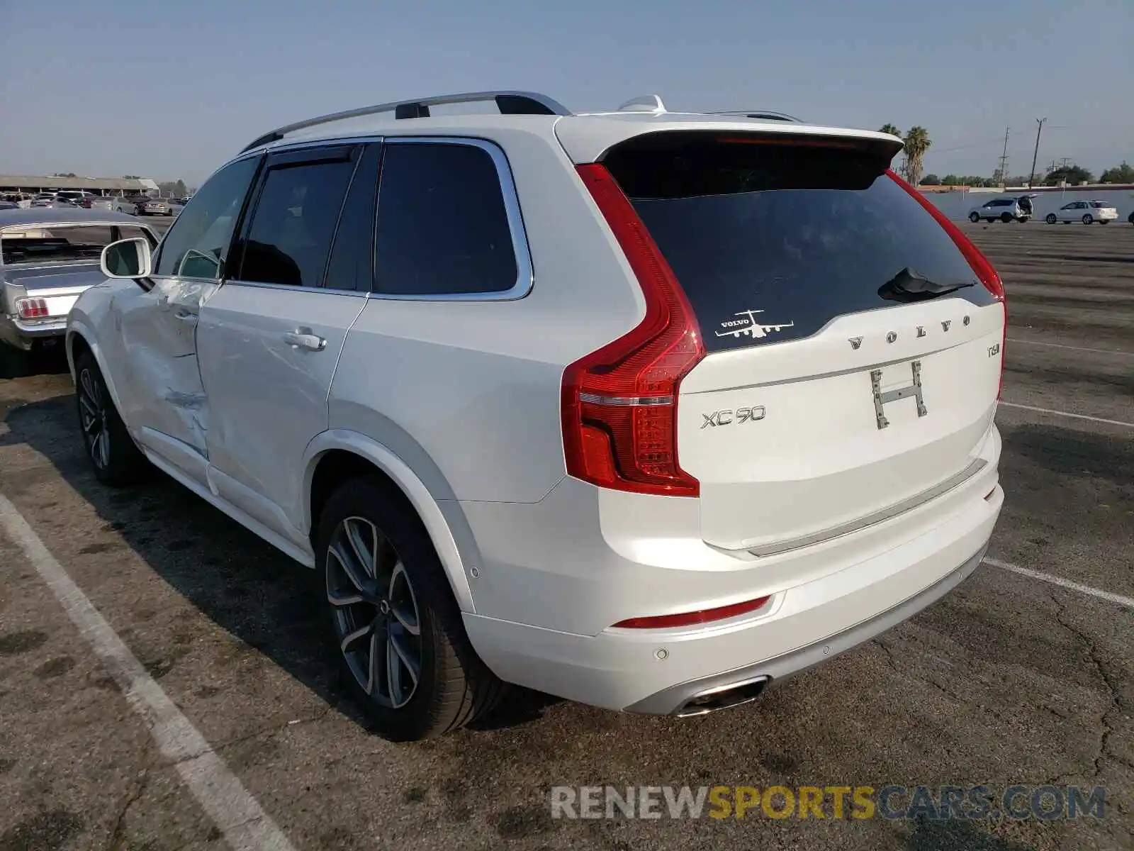 3 Фотография поврежденного автомобиля YV4A22PK5K1420820 VOLVO XC90 2019