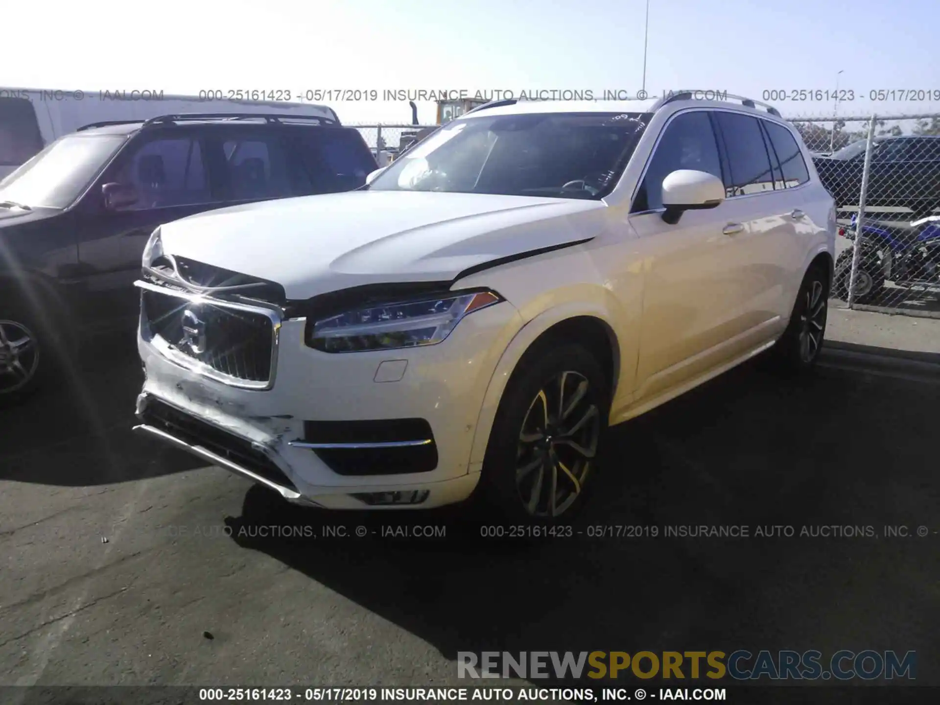 2 Фотография поврежденного автомобиля YV4A22PK6K1435133 VOLVO XC90 2019