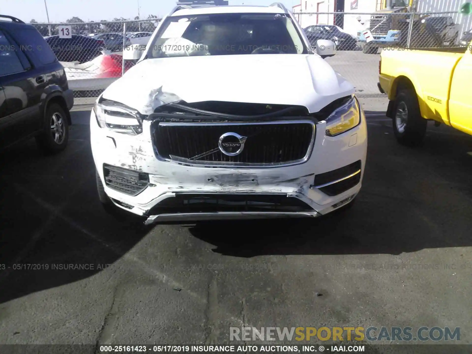 6 Photograph of a damaged car YV4A22PK6K1435133 VOLVO XC90 2019