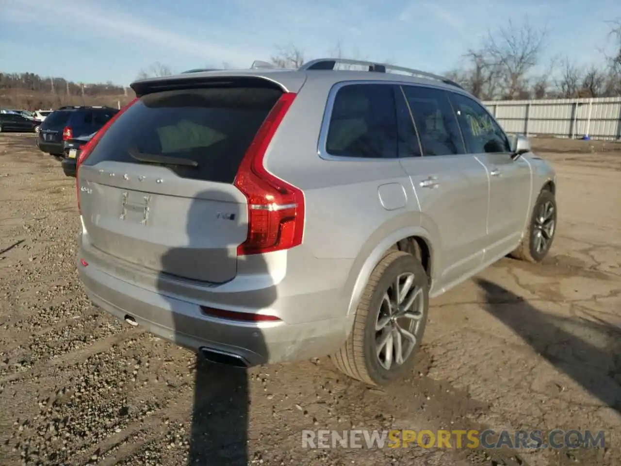 4 Photograph of a damaged car YV4A22PK6K1473722 VOLVO XC90 2019