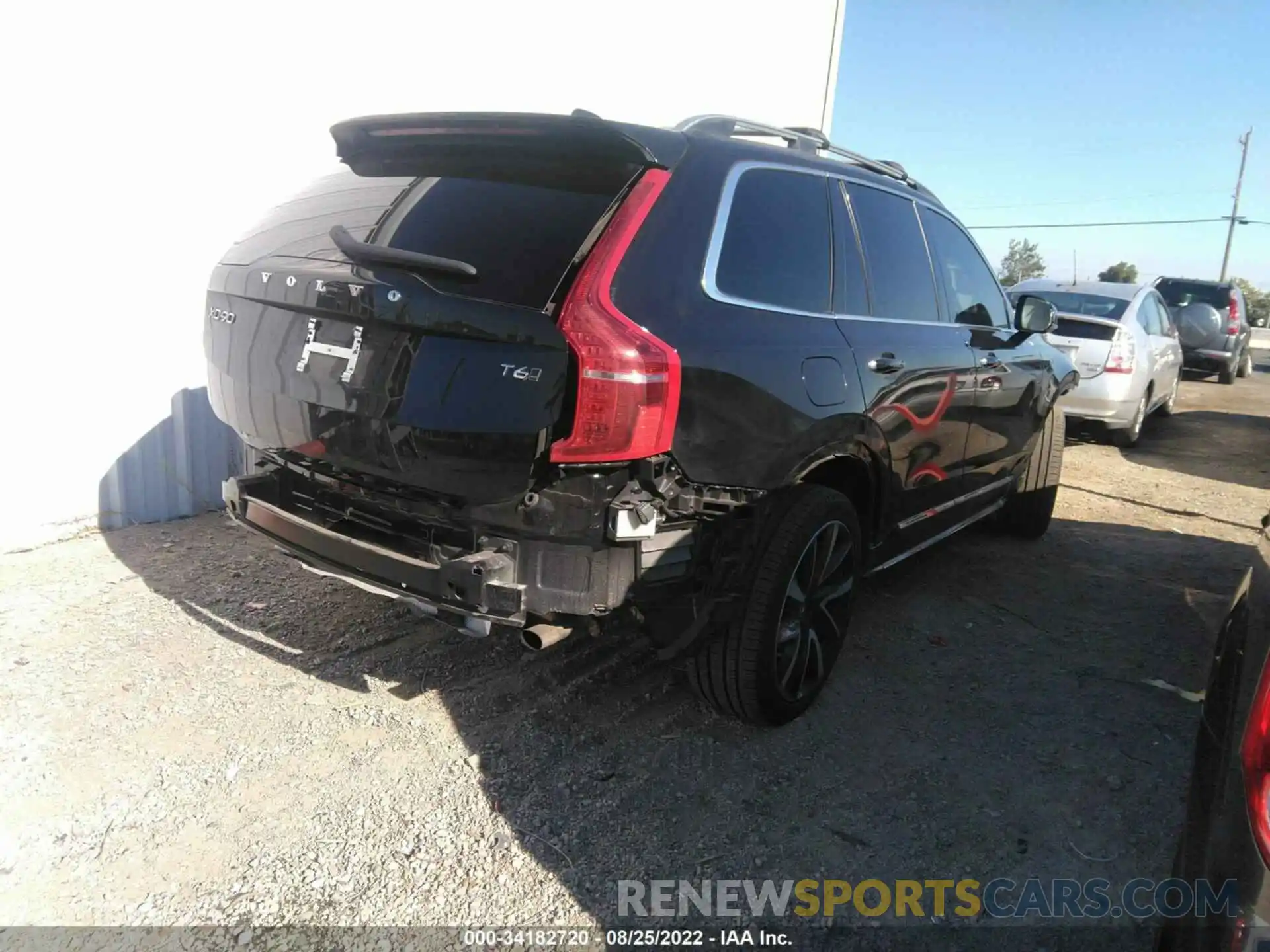 4 Photograph of a damaged car YV4A22PK6K1491346 VOLVO XC90 2019