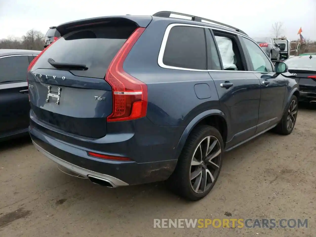 4 Photograph of a damaged car YV4A22PK7K1501186 VOLVO XC90 2019