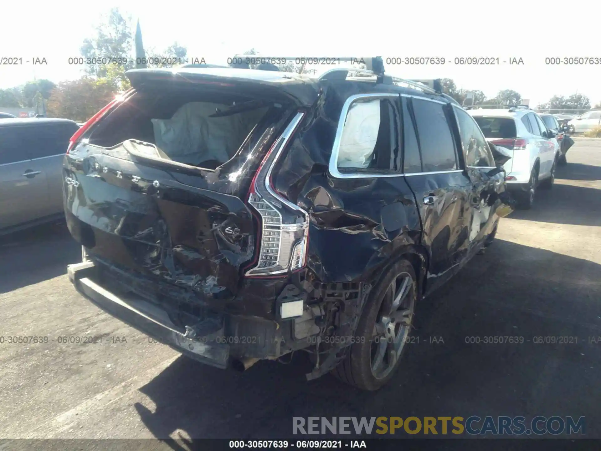 4 Photograph of a damaged car YV4A22PK7K1503973 VOLVO XC90 2019