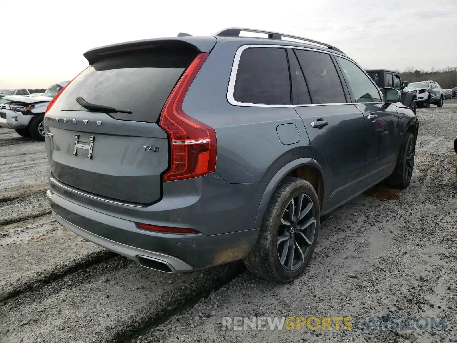 4 Photograph of a damaged car YV4A22PK8K1419872 VOLVO XC90 2019