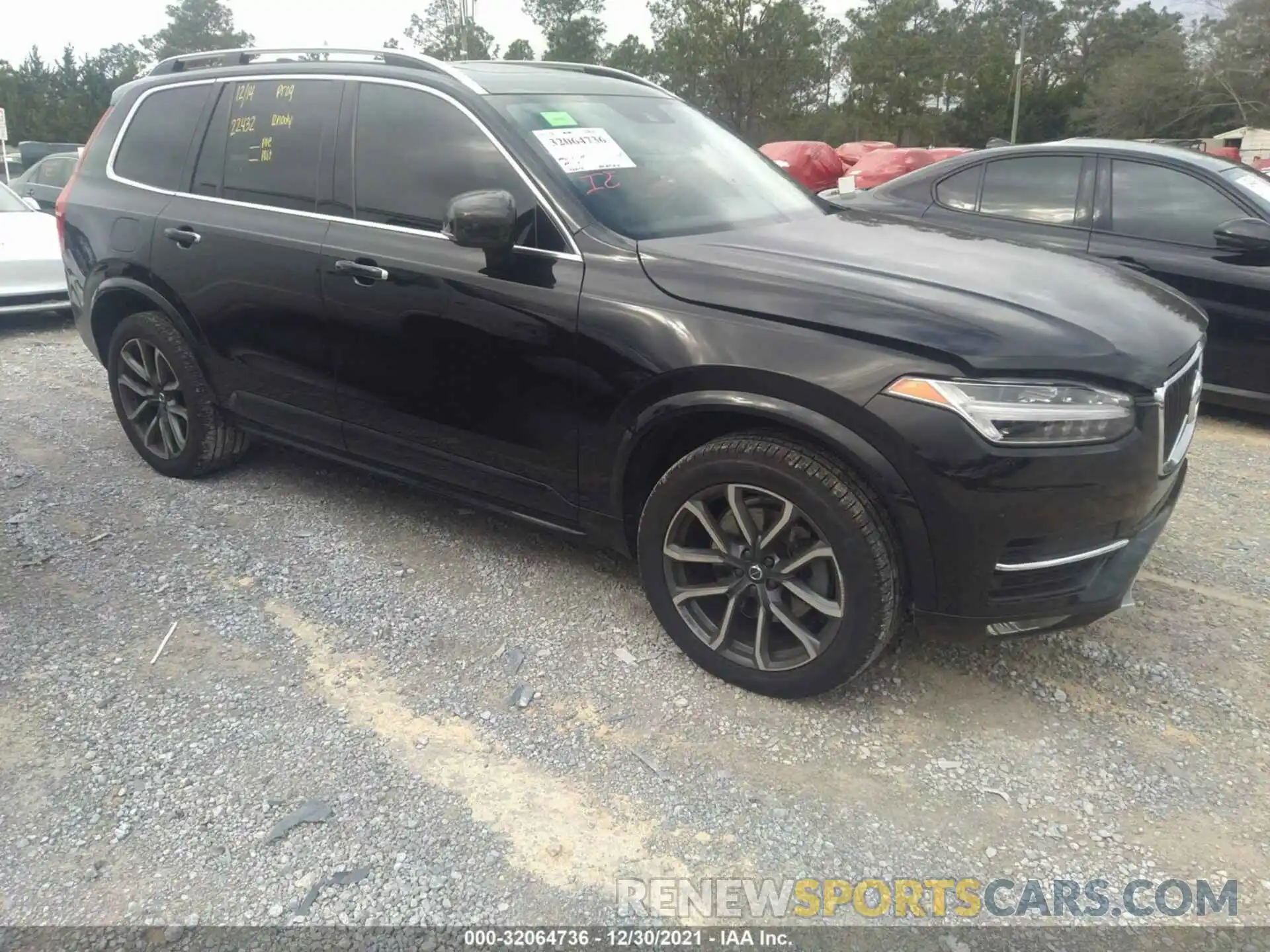 1 Photograph of a damaged car YV4A22PK8K1442018 VOLVO XC90 2019