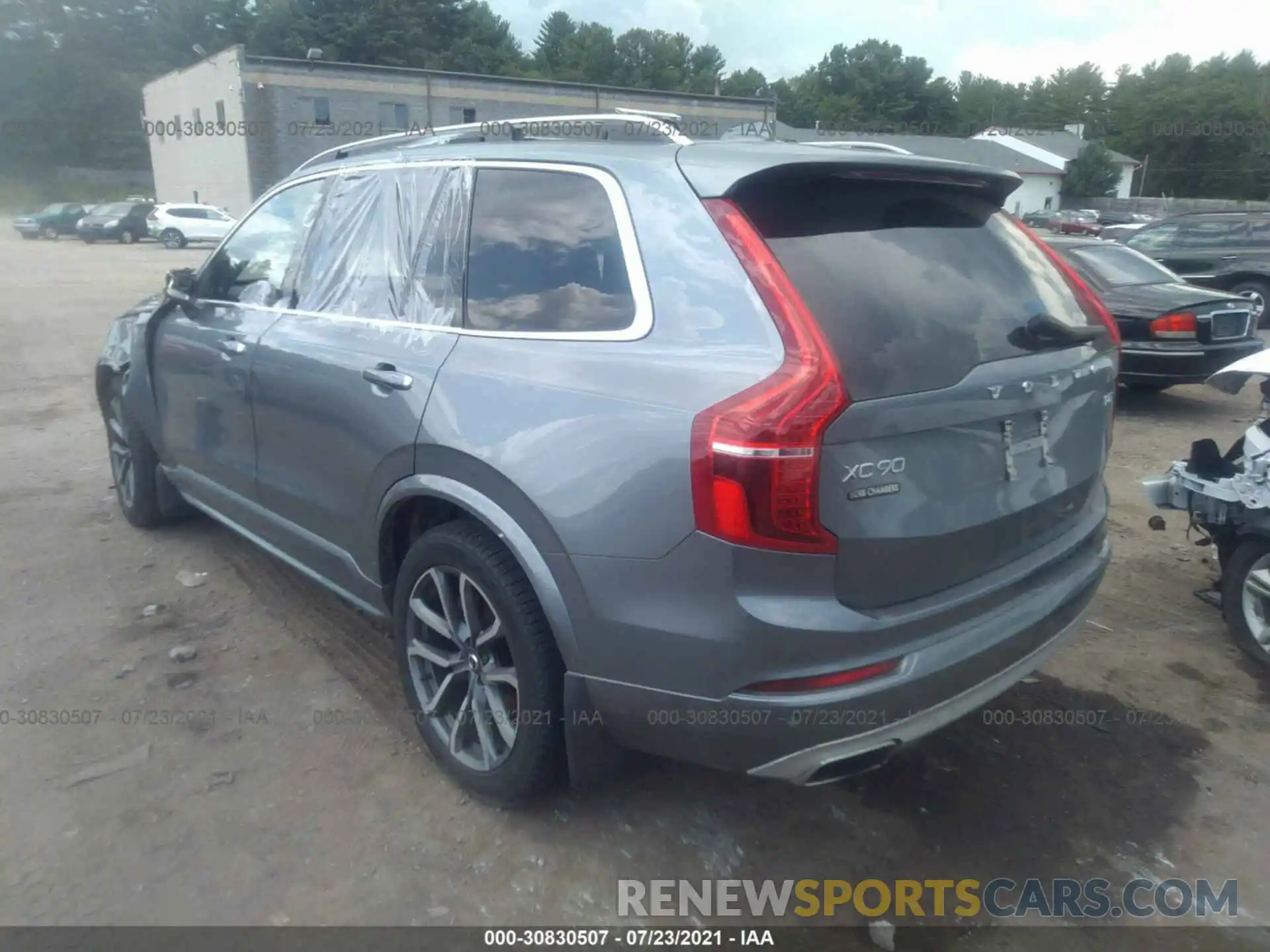 3 Фотография поврежденного автомобиля YV4A22PK8K1443329 VOLVO XC90 2019