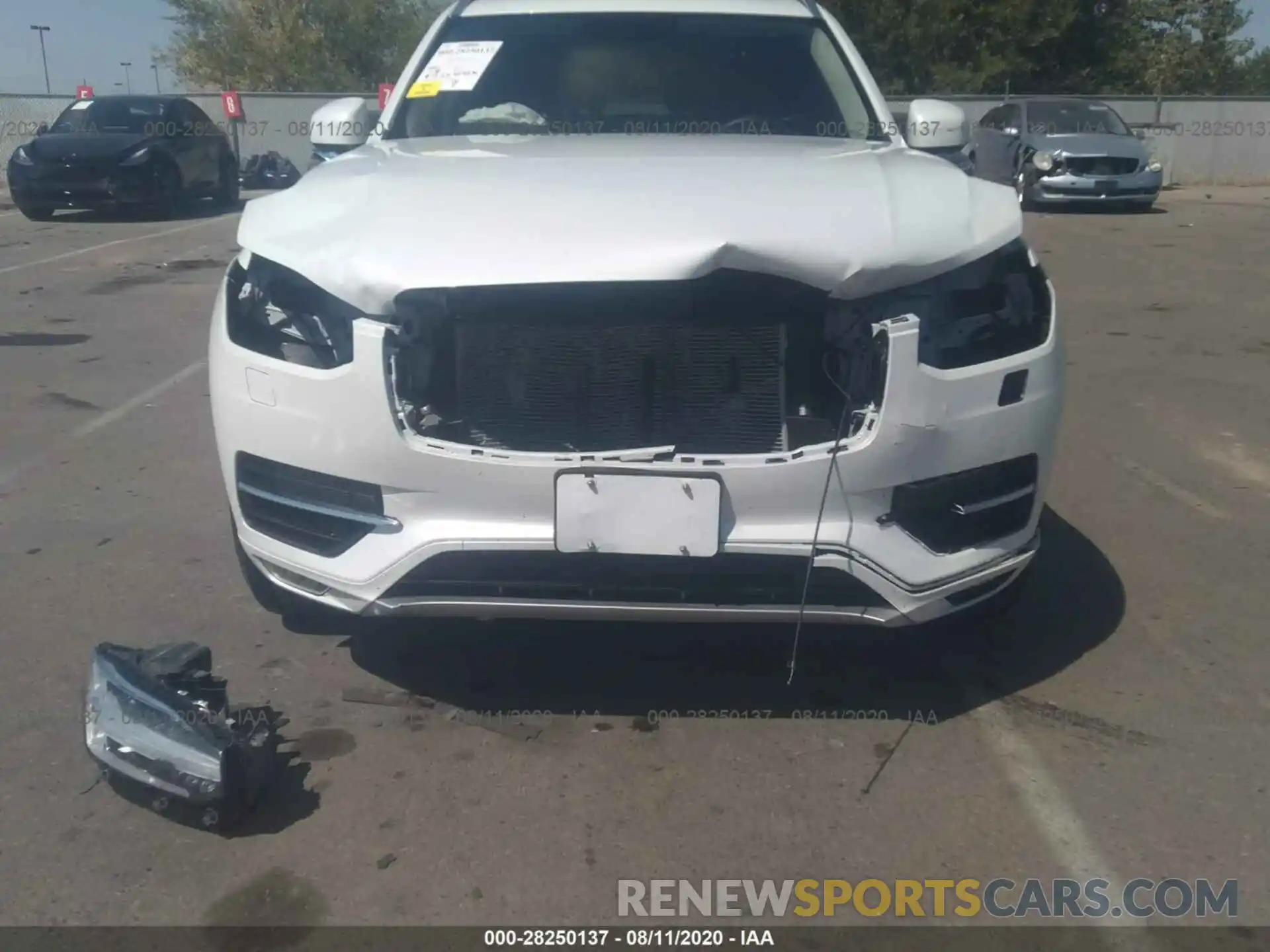 6 Photograph of a damaged car YV4A22PK8K1476606 VOLVO XC90 2019