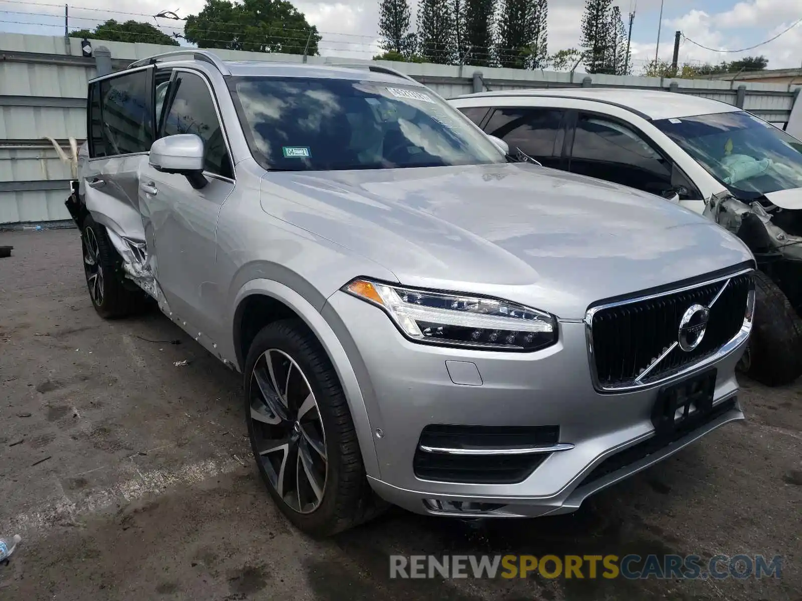 1 Photograph of a damaged car YV4A22PK8K1498993 VOLVO XC90 2019