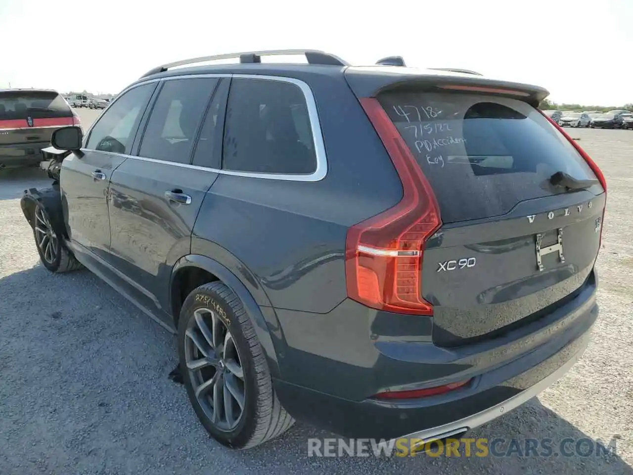 3 Photograph of a damaged car YV4A22PK9K1474718 VOLVO XC90 2019