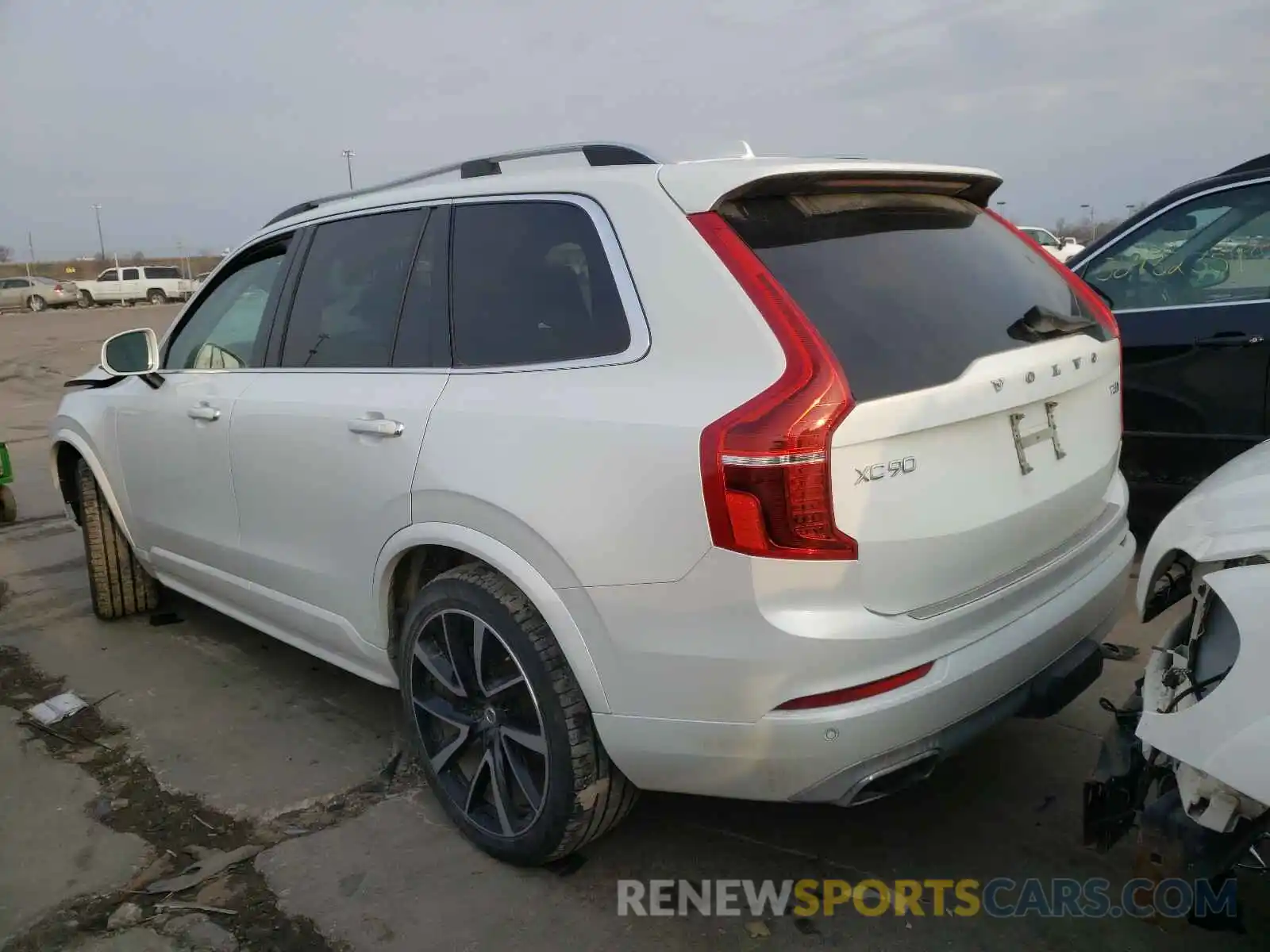 3 Фотография поврежденного автомобиля YV4A22PKXK1421509 VOLVO XC90 2019