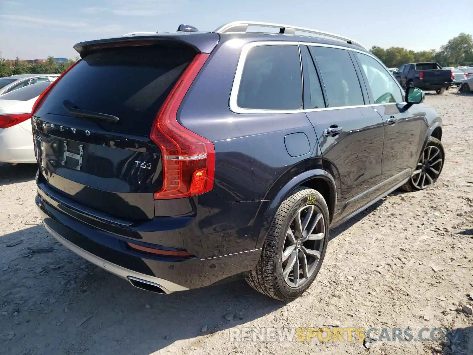 4 Photograph of a damaged car YV4A22PKXK1440612 VOLVO XC90 2019