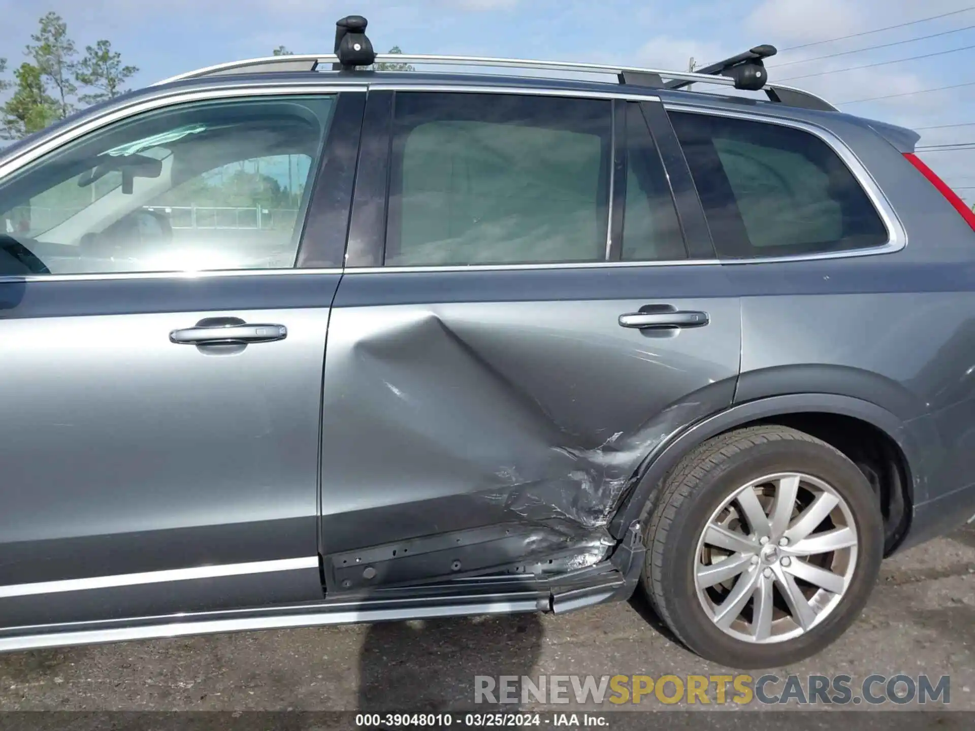 6 Photograph of a damaged car YV4A22PKXK1506107 VOLVO XC90 2019