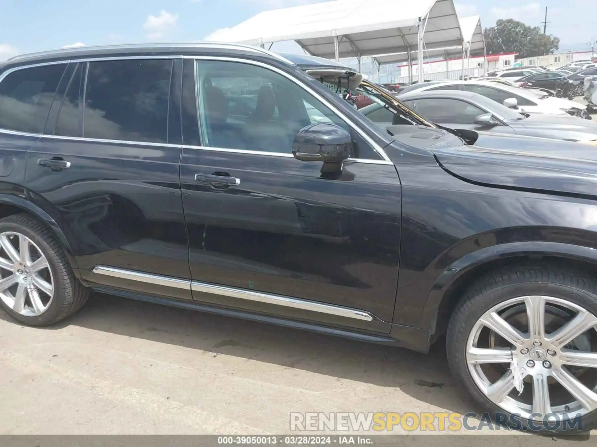 13 Photograph of a damaged car YV4A22PL1K1468484 VOLVO XC90 2019