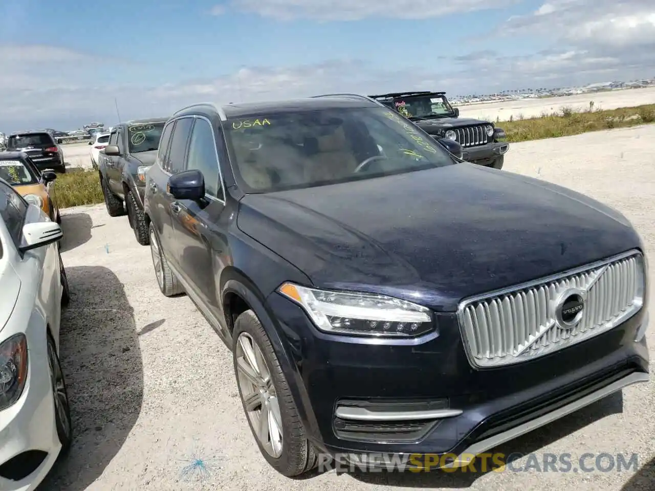 1 Photograph of a damaged car YV4A22PL2K1419407 VOLVO XC90 2019