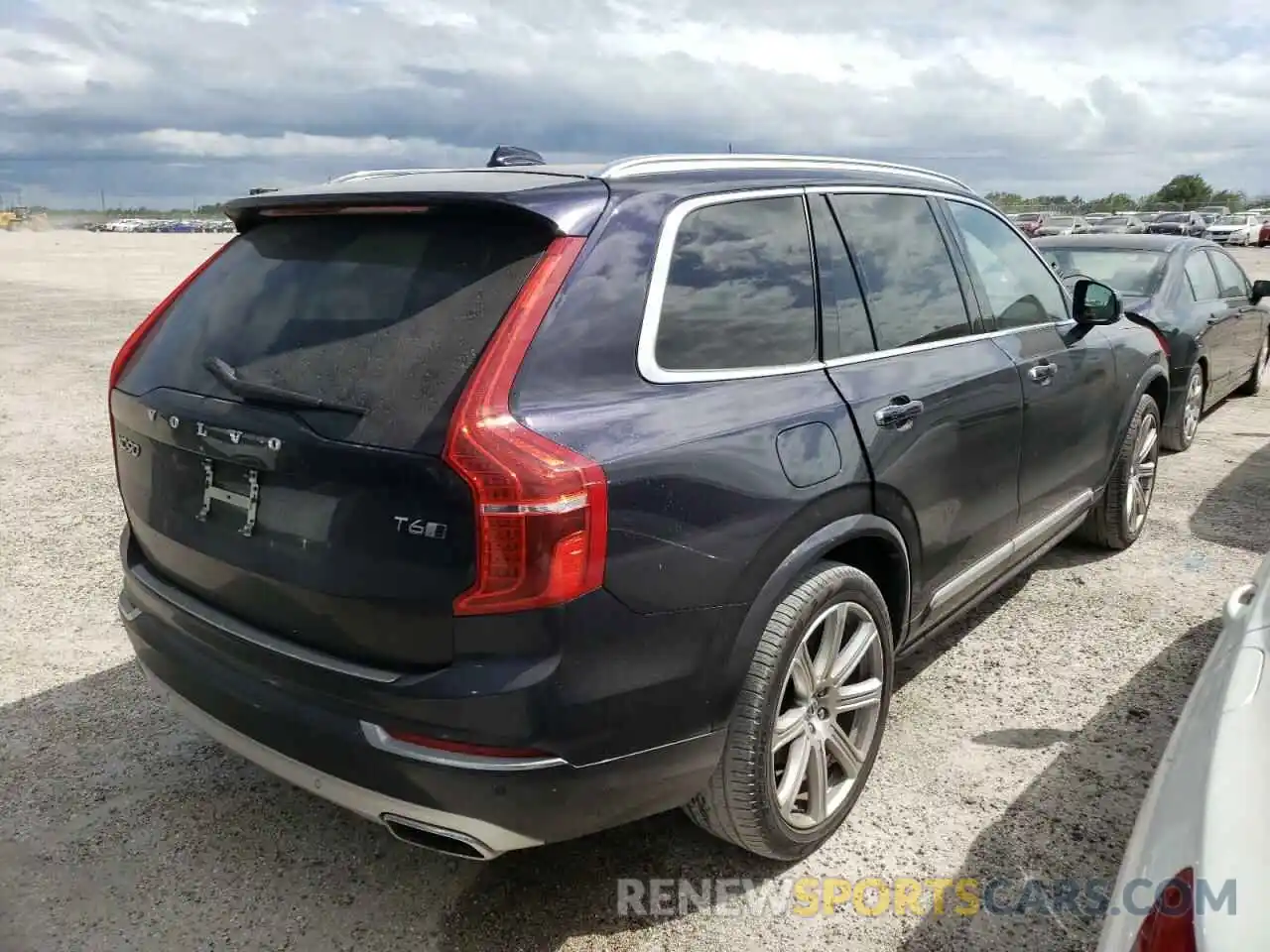 4 Photograph of a damaged car YV4A22PL2K1419407 VOLVO XC90 2019